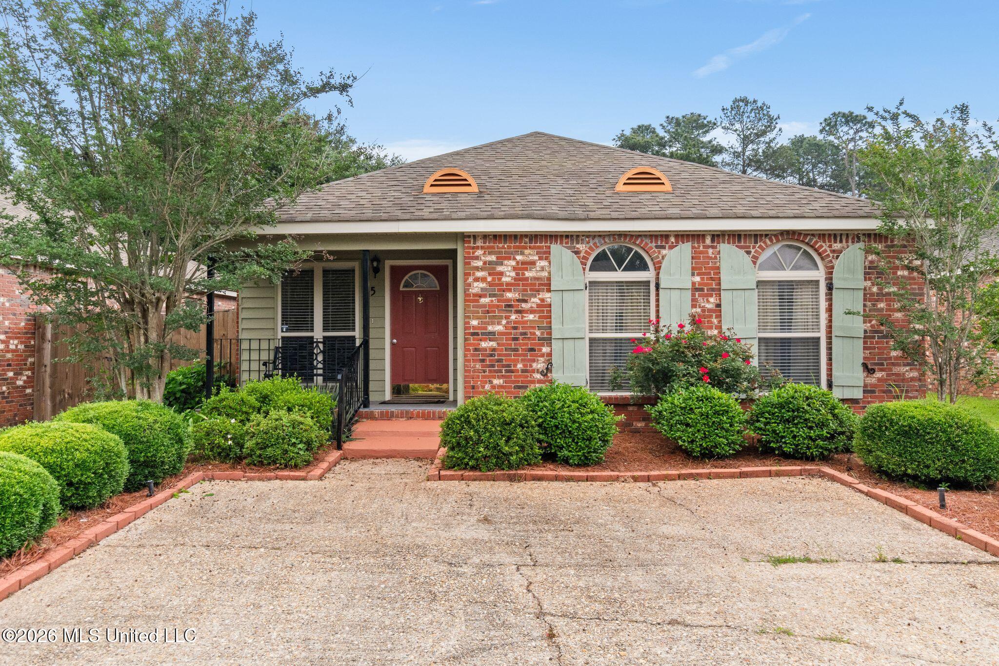 5 Bridgefield Circle — photo
