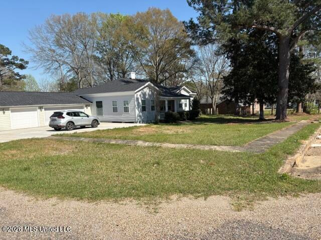 1022 W Fifth Street — photo