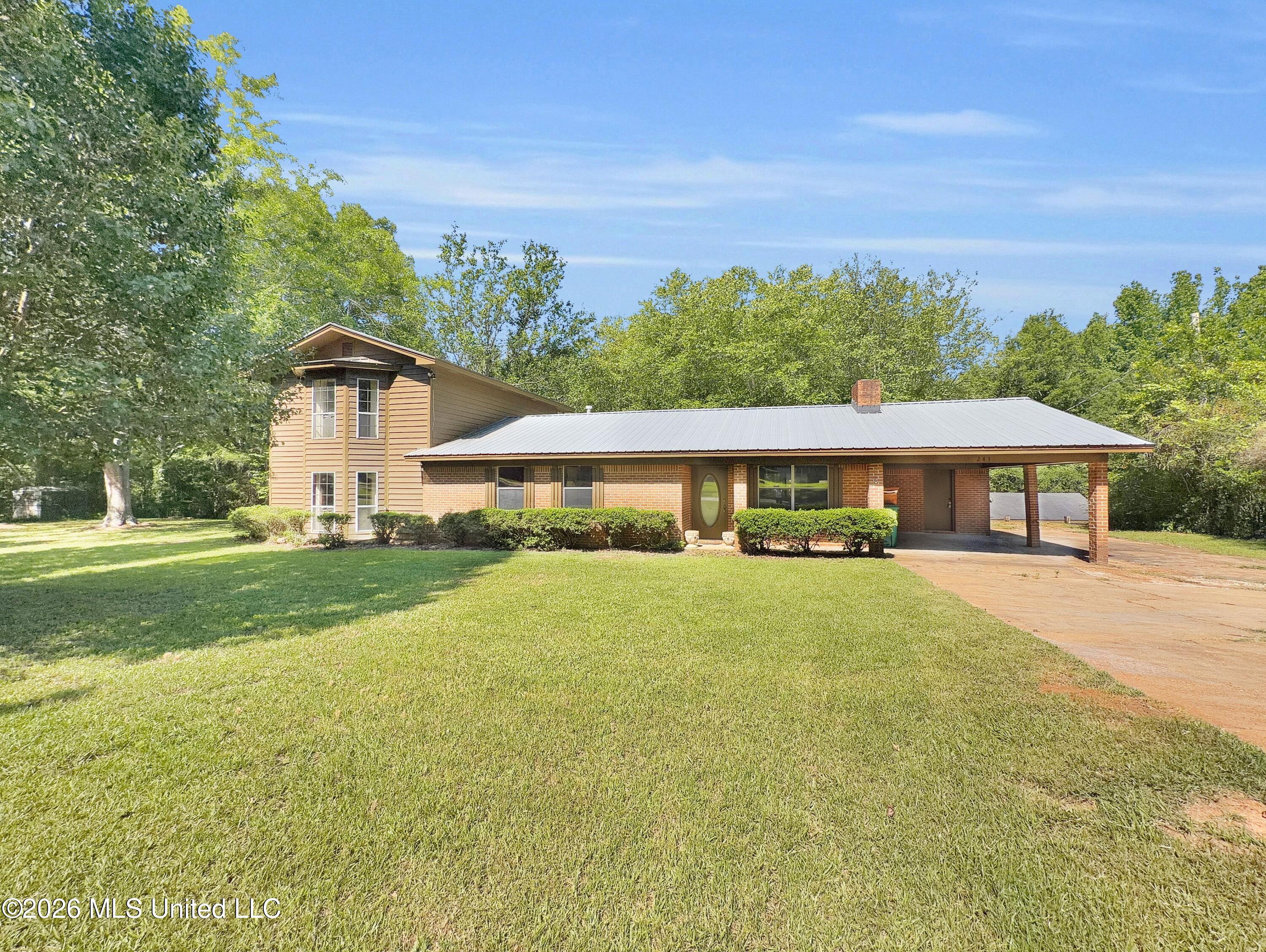 243 Massey Circle — photo