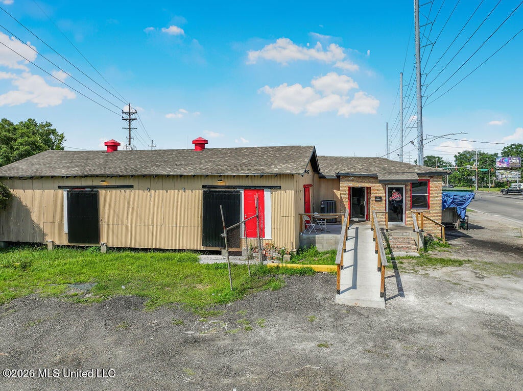 2225 Telephone Road — photo