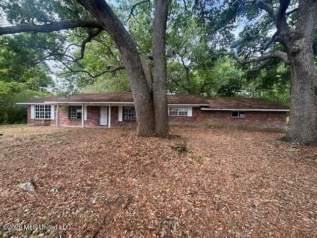 501 Cheshire Drive — photo