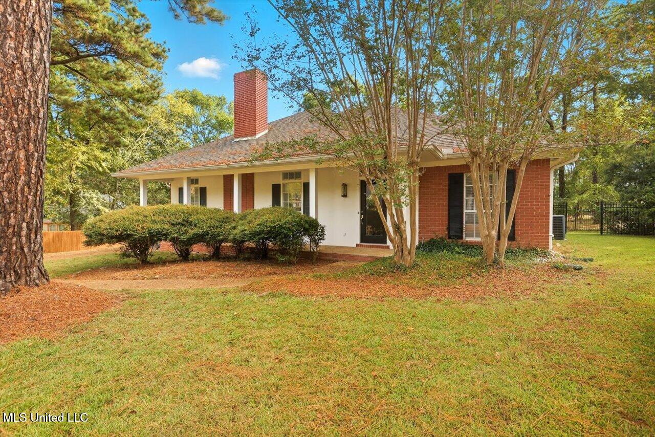 25 Moss Woods Cove — photo