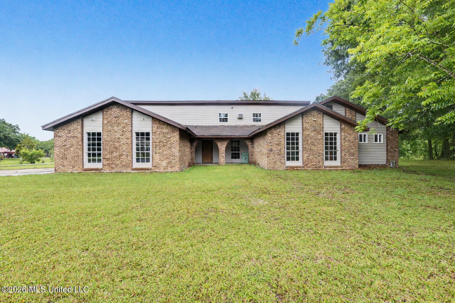 3231 Kings Bridge Road — photo