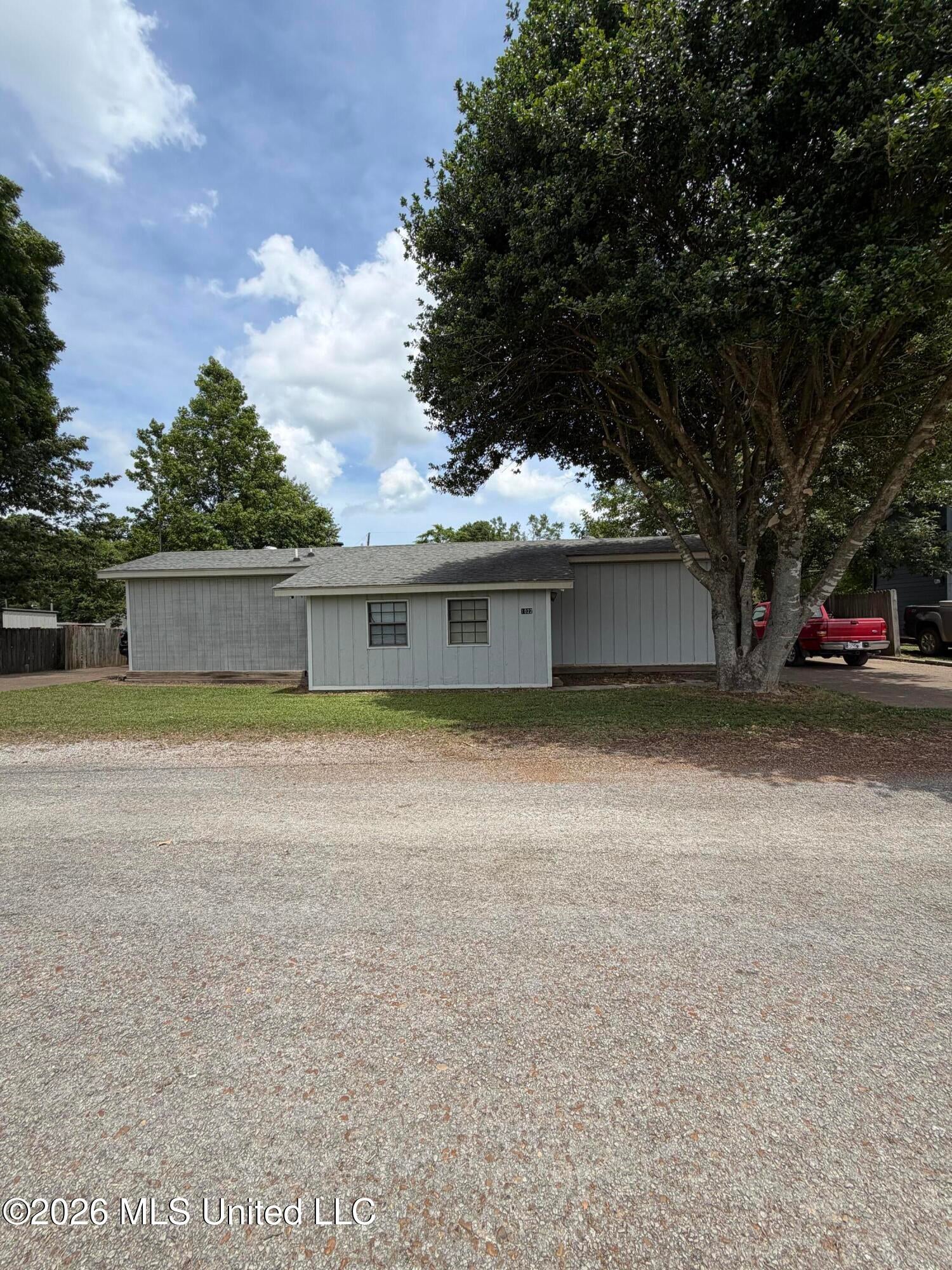 1022 Riverview Road — photo