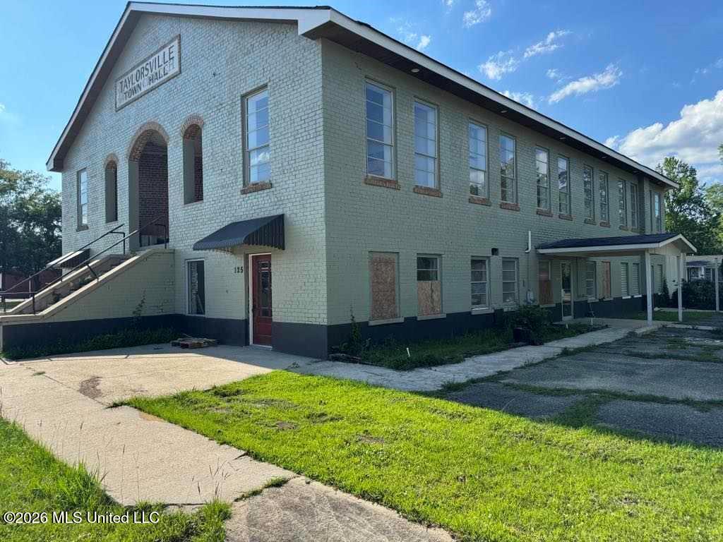 125 Eaton Street — photo