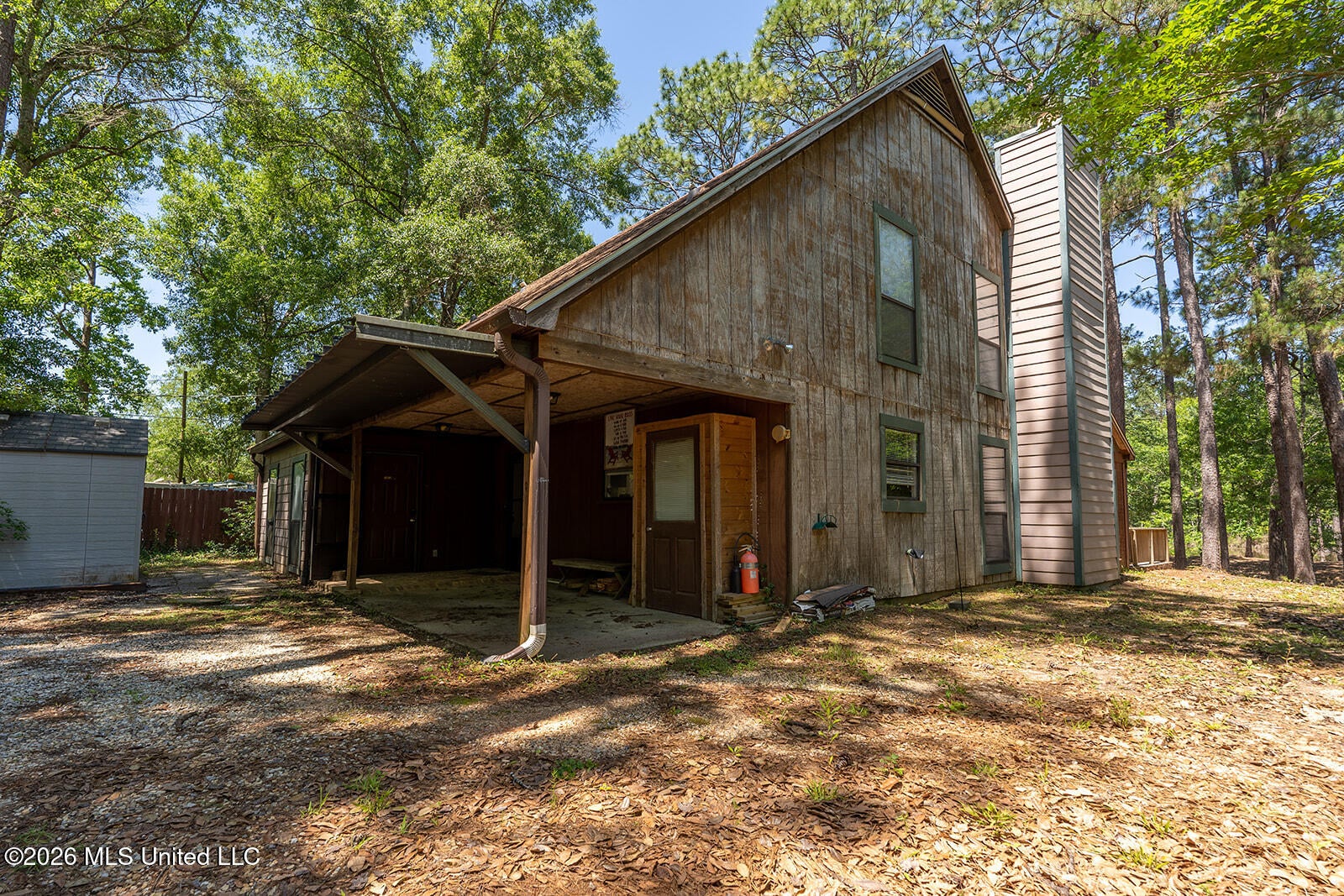 1836 E Lakeshore Drive — photo