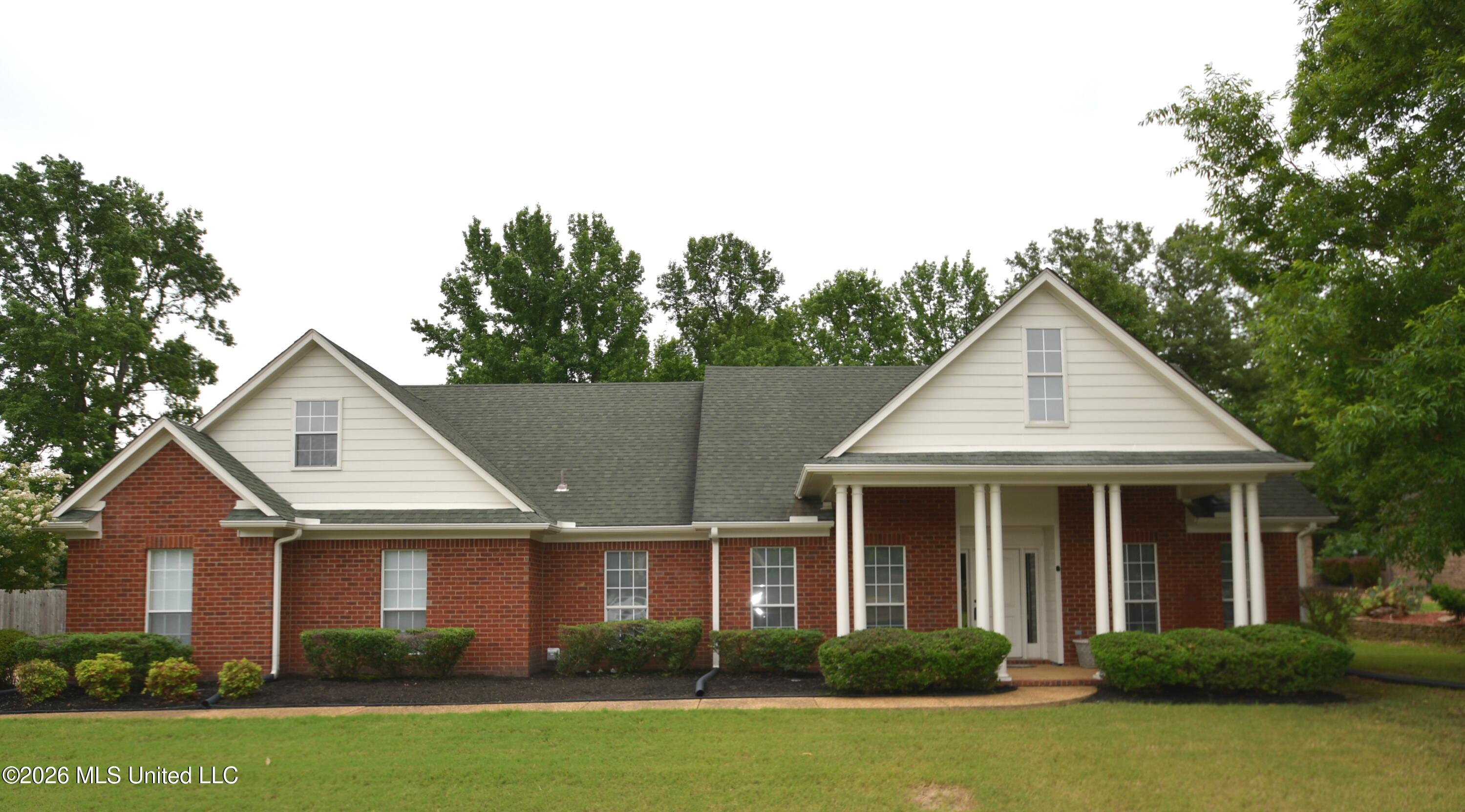 616 Ridge View Drive — photo