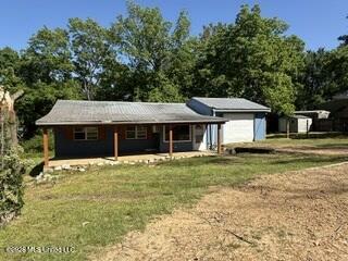 1208 Bergland Street — photo
