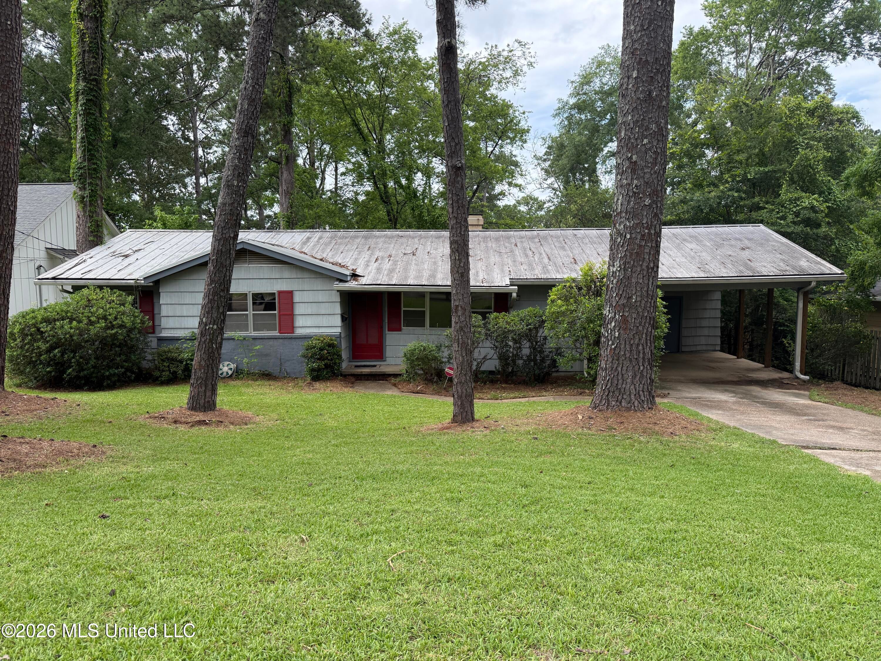 1726 Winchester Street — photo