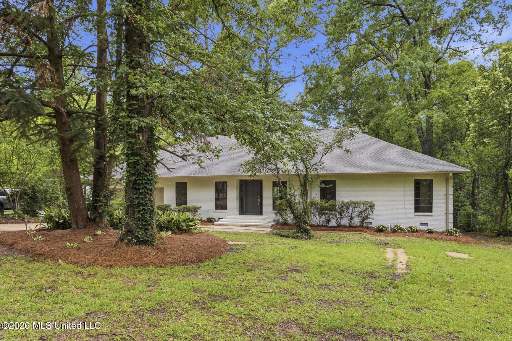 4455 E Ridge Drive, Jackson, MS 39211 — photo 2