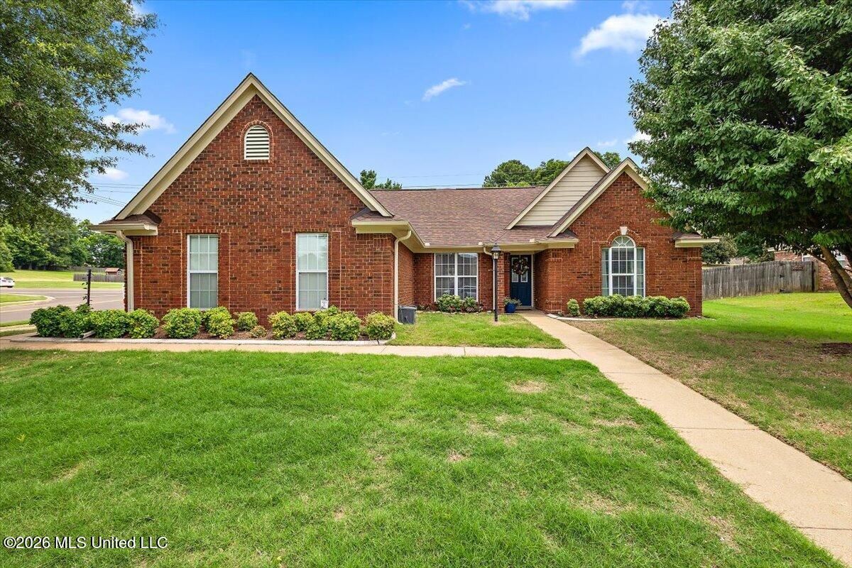 7350 Thistledown Cove — photo
