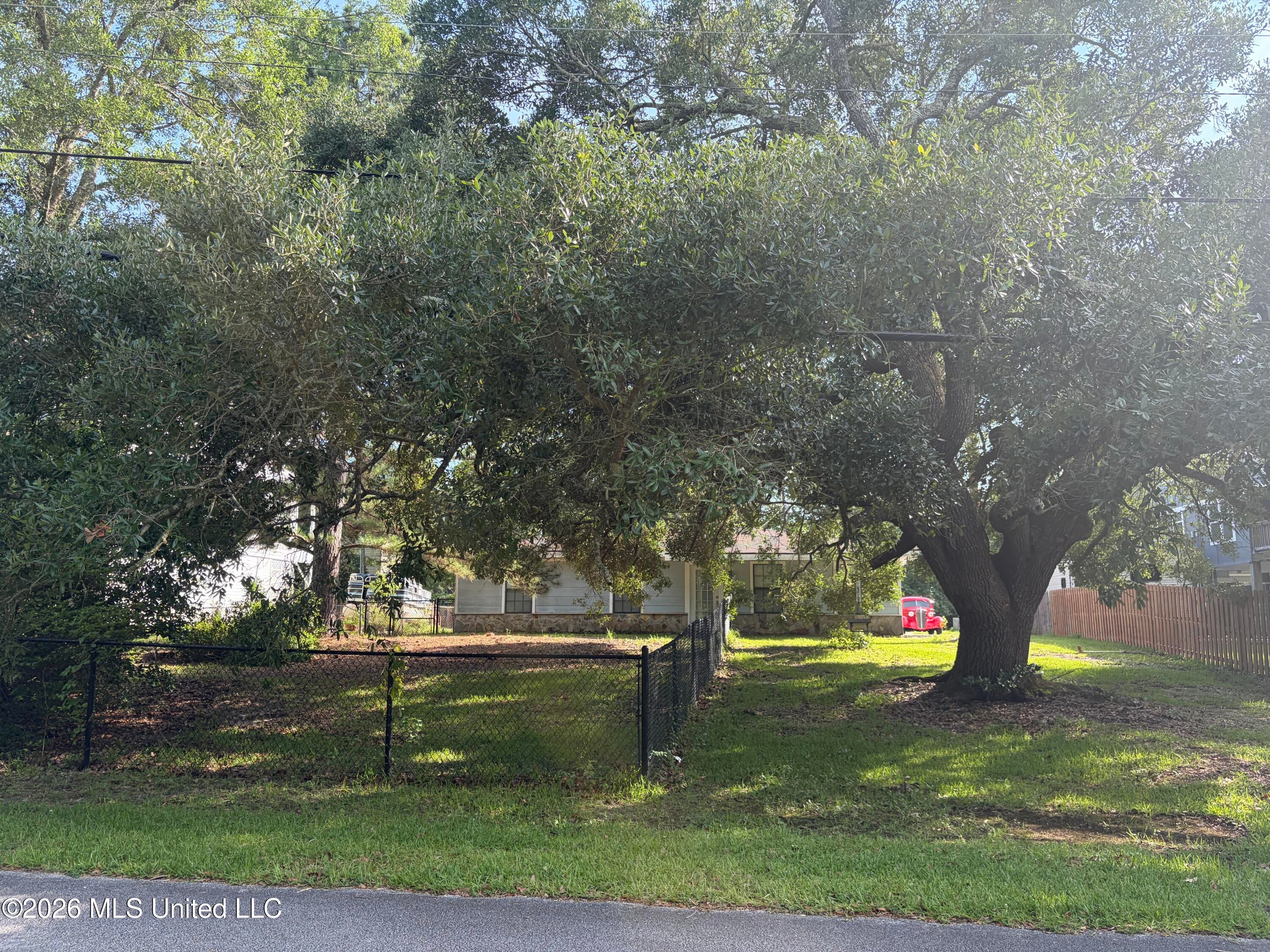 263 Pine Ridge Drive — photo