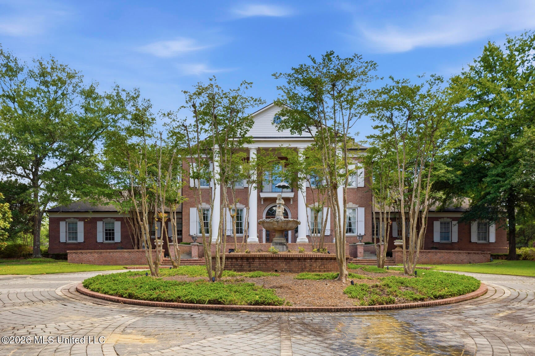 147 Chantilly Drive — photo