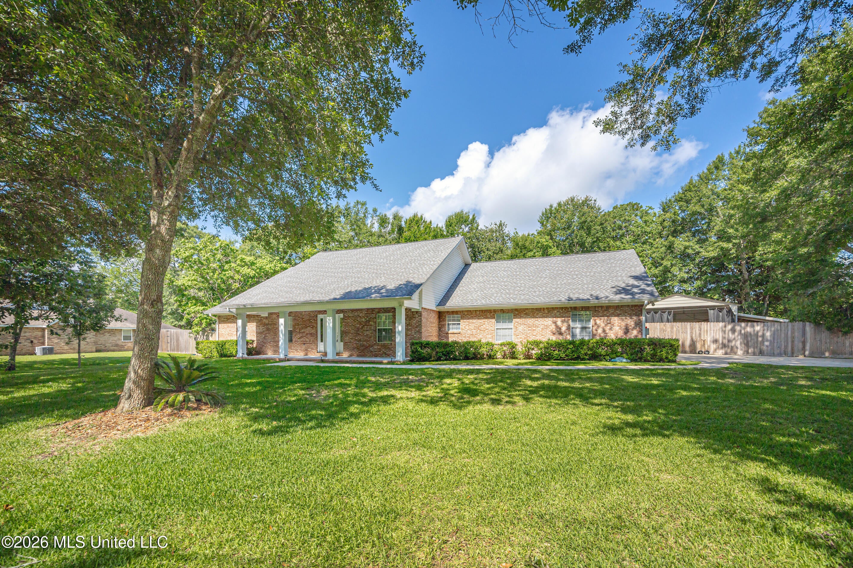 13813 Puerto Drive — photo