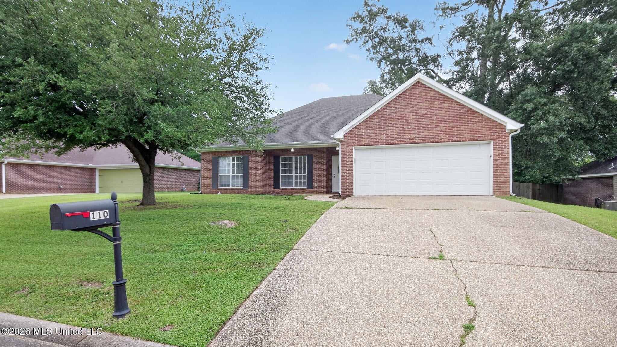 110 Live Oaks Boulevard — photo