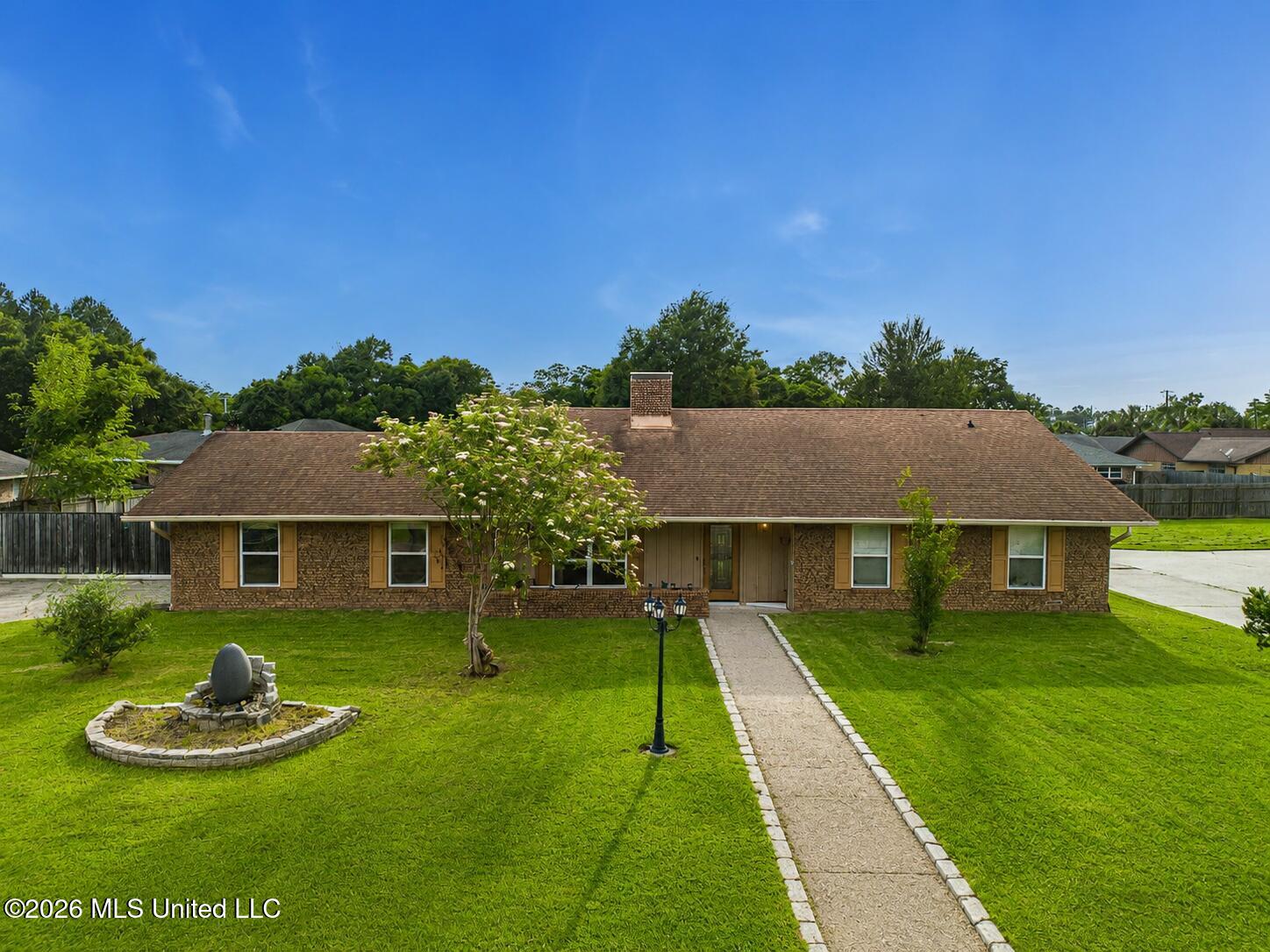 11513 Carondelet Street — photo