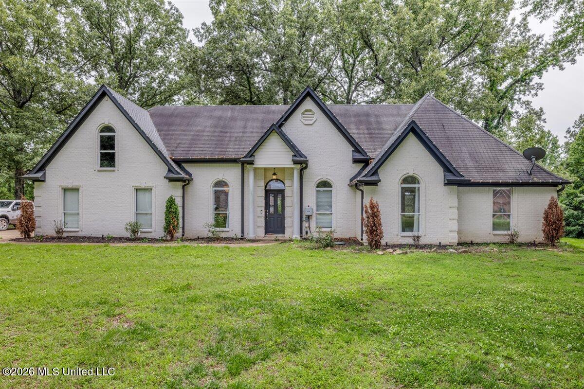 1605 Windy Lane — photo