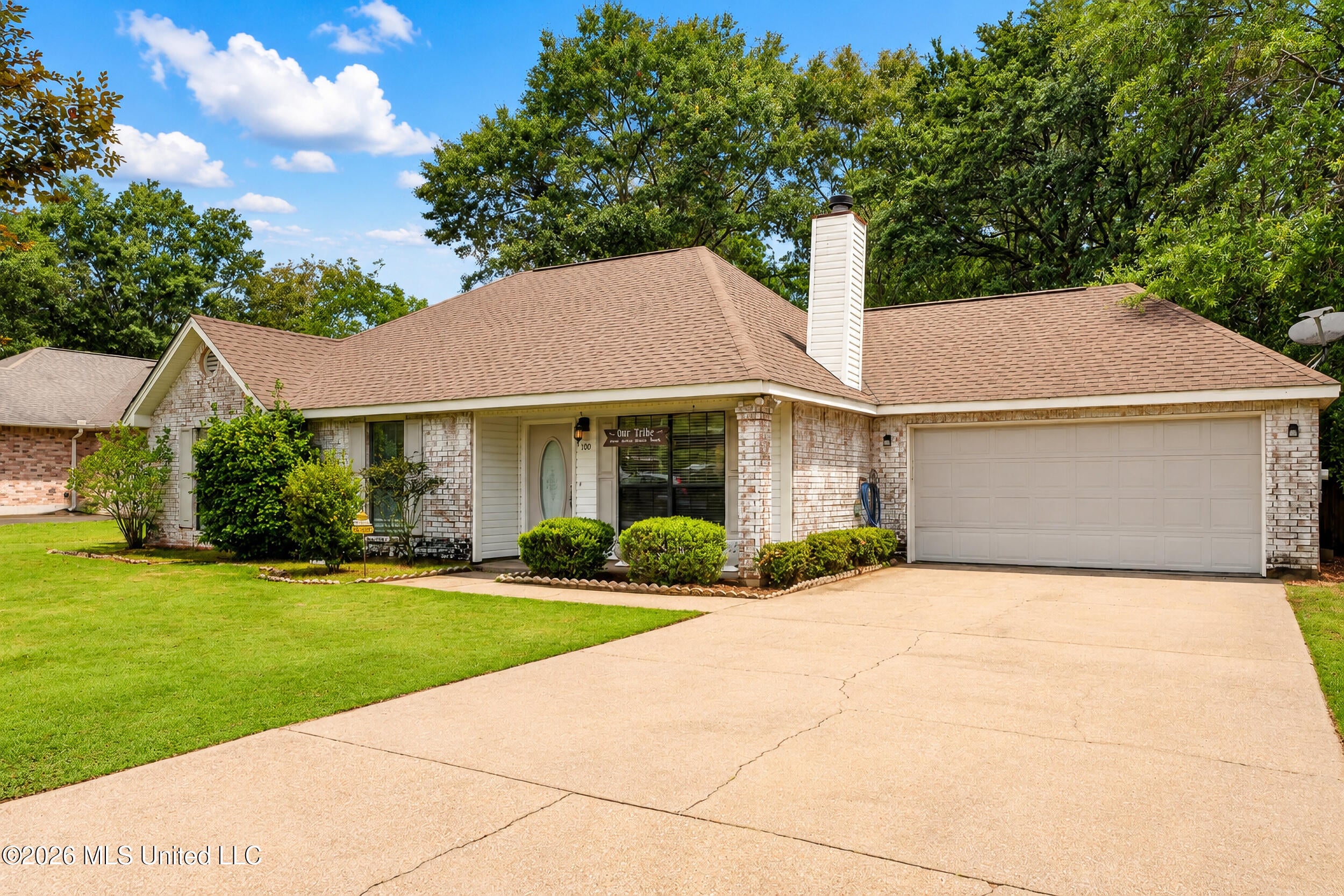 100 Berryhill Drive — photo