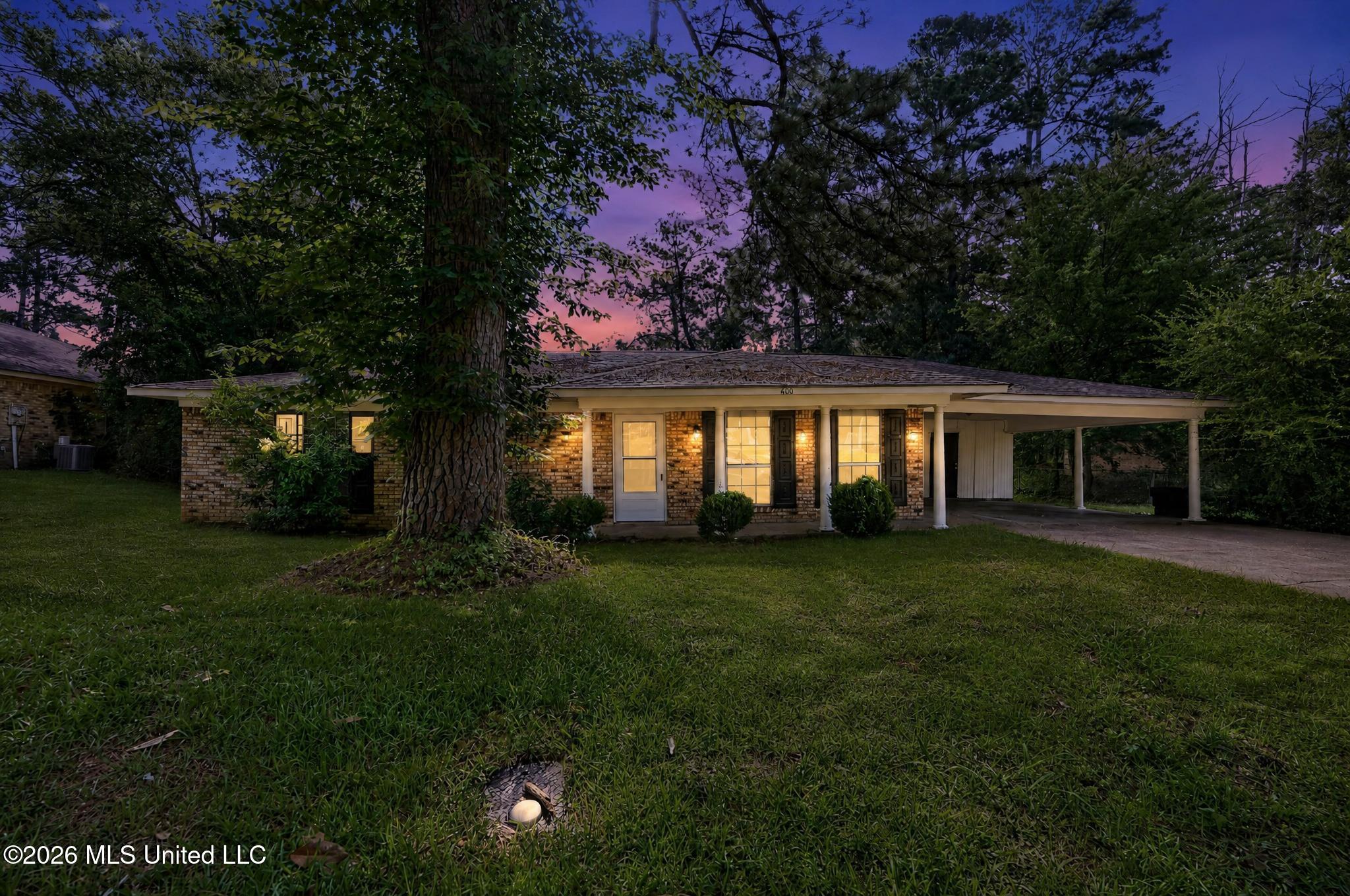 206 Valley Ridge Drive — photo