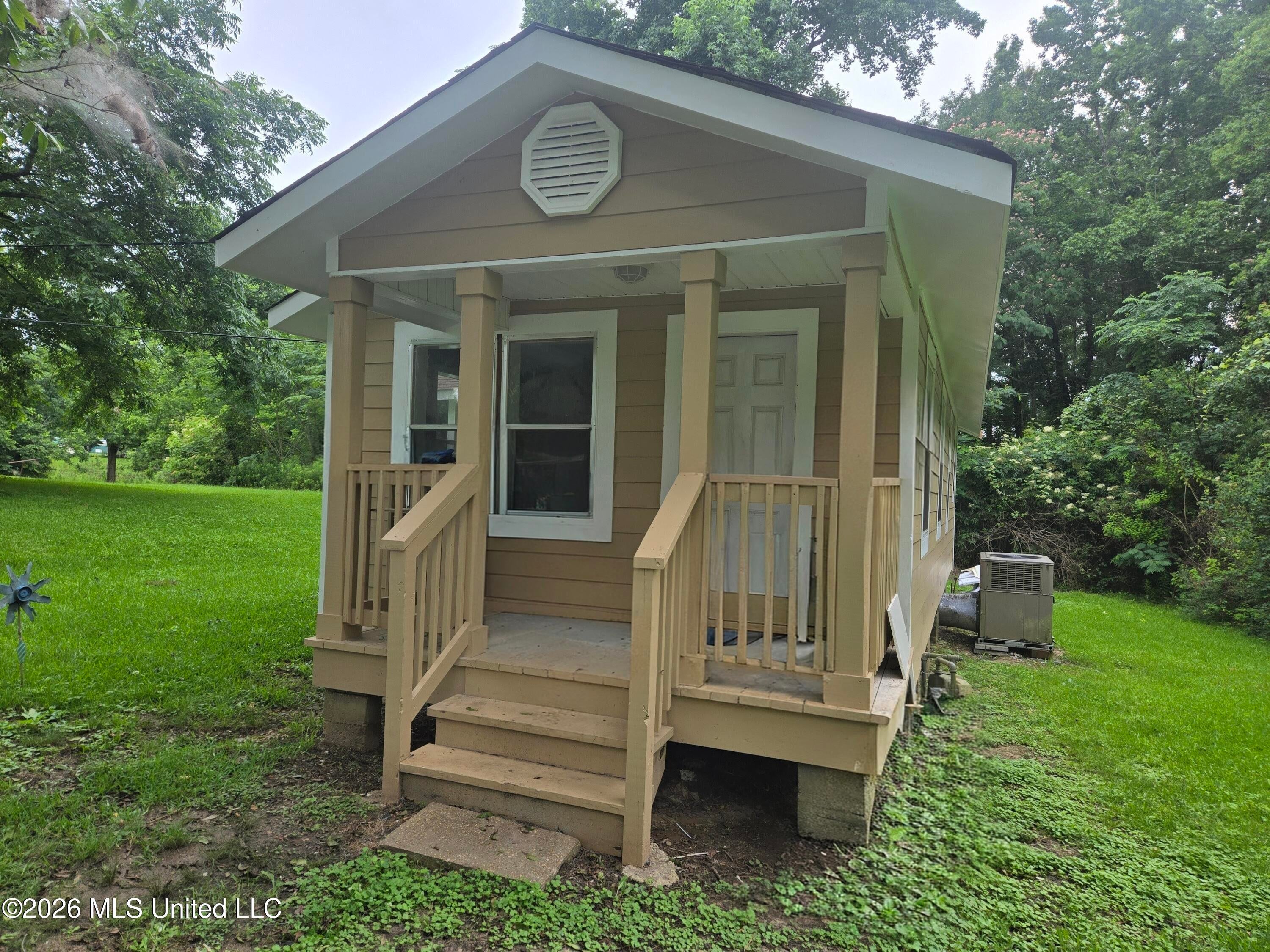 1015 Wilson Street — photo