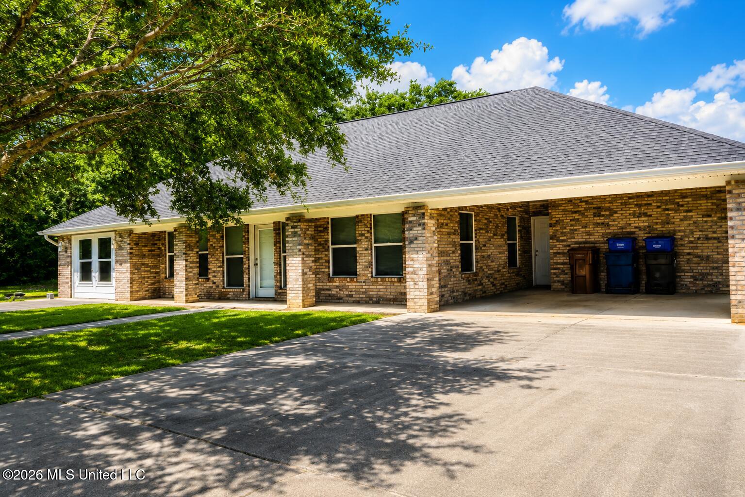 11275 Bay Drive — photo