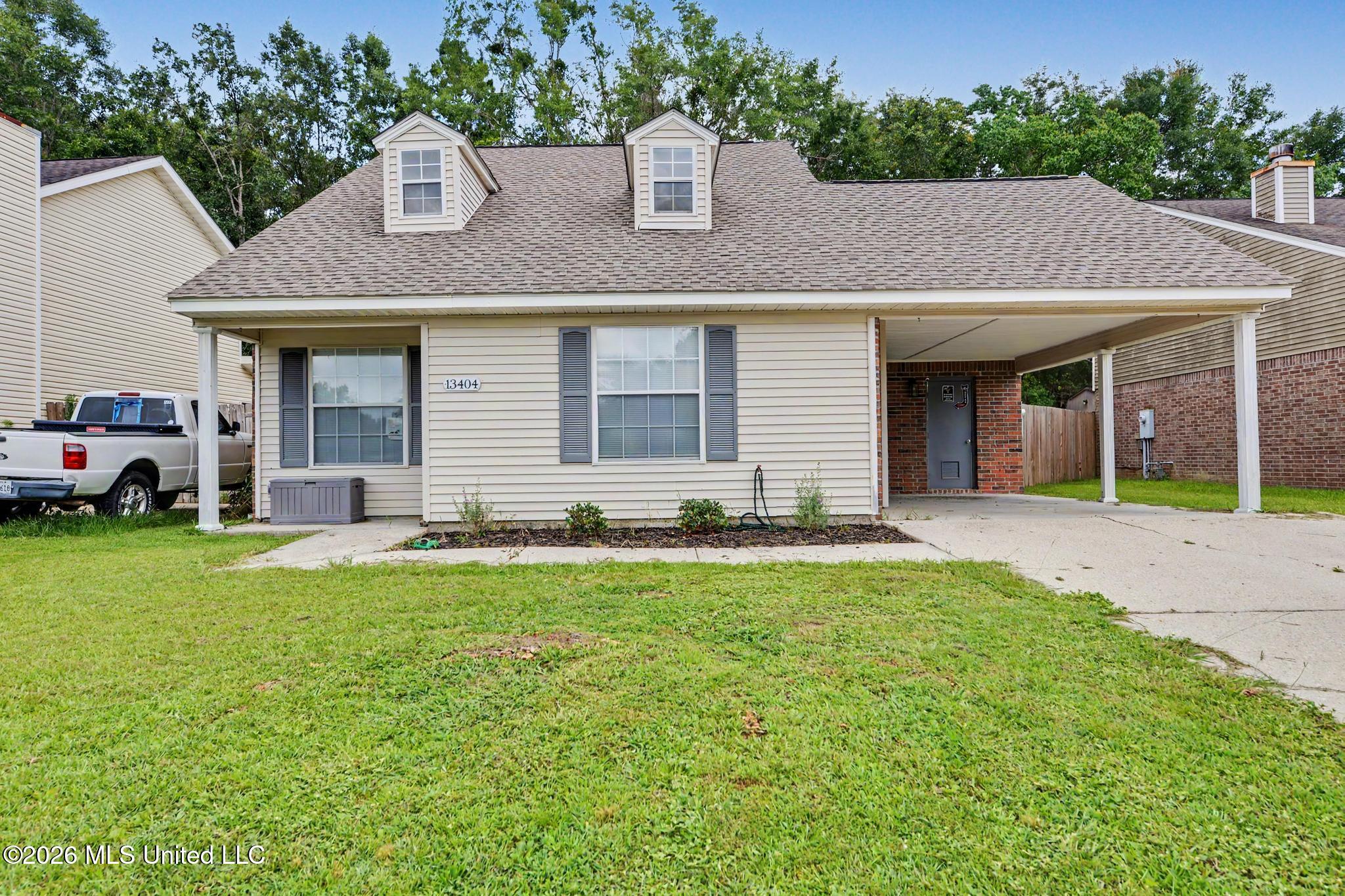 13404 Locust Hill Drive — photo