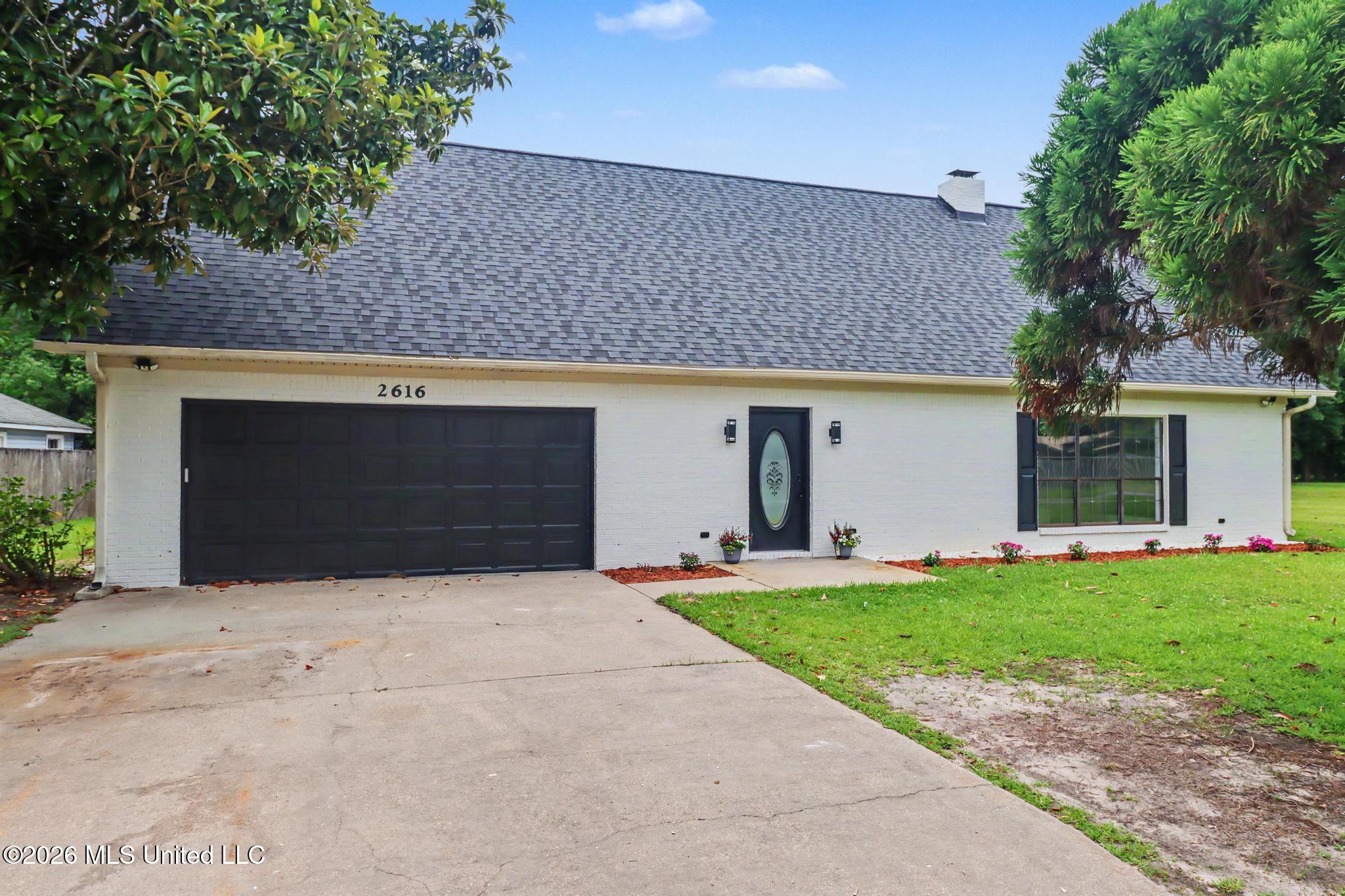 2616 Gina Street — photo