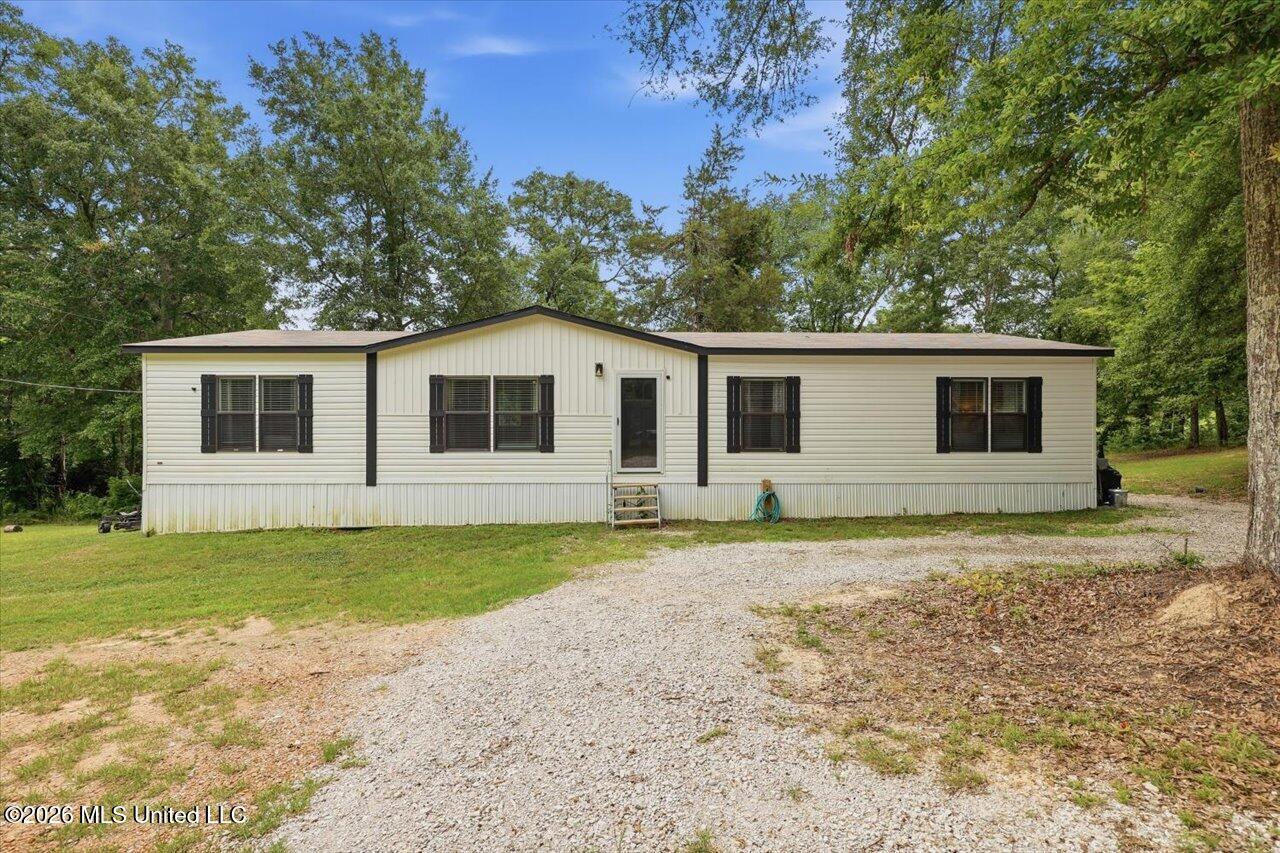 1130 Lyons Road — photo