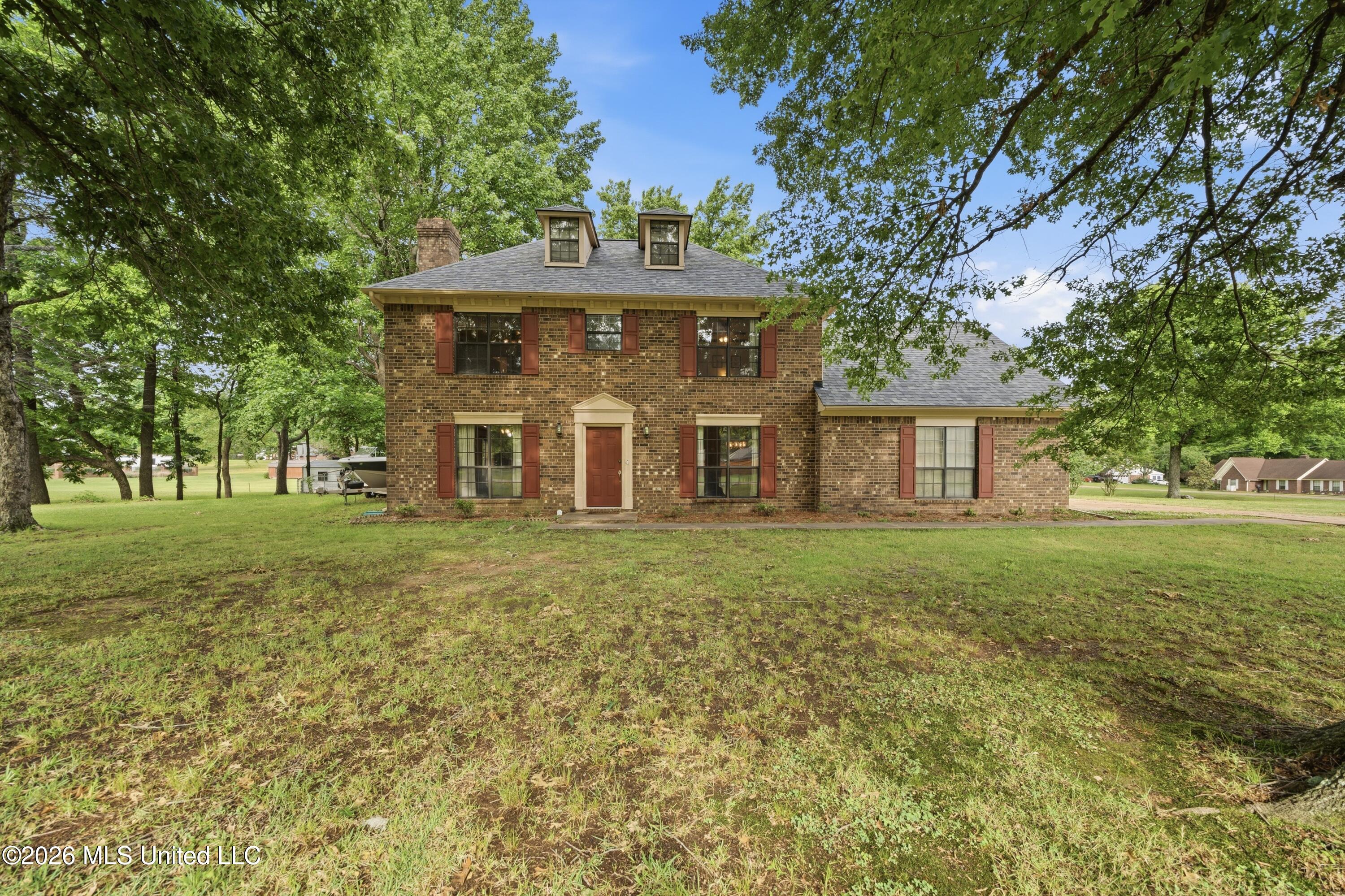 7630 Whitten Hill Drive — photo