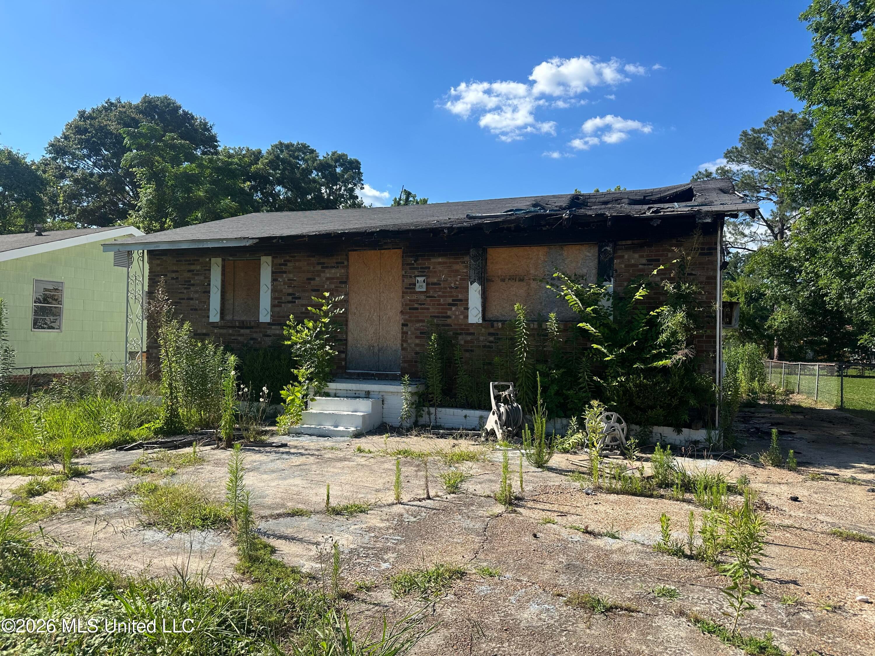 2716 Newport Street — photo