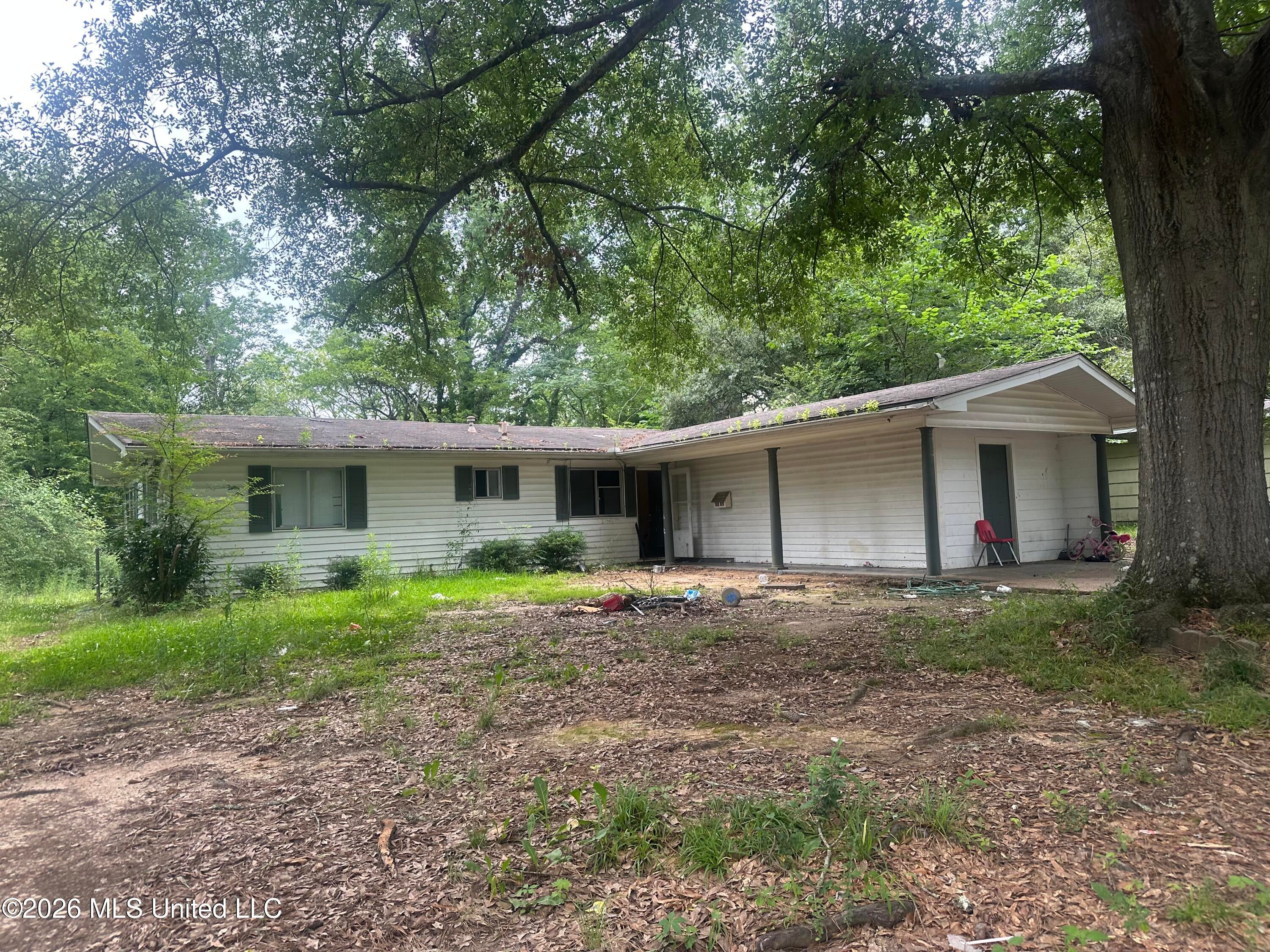 3025 Meadow Forest Drive — photo