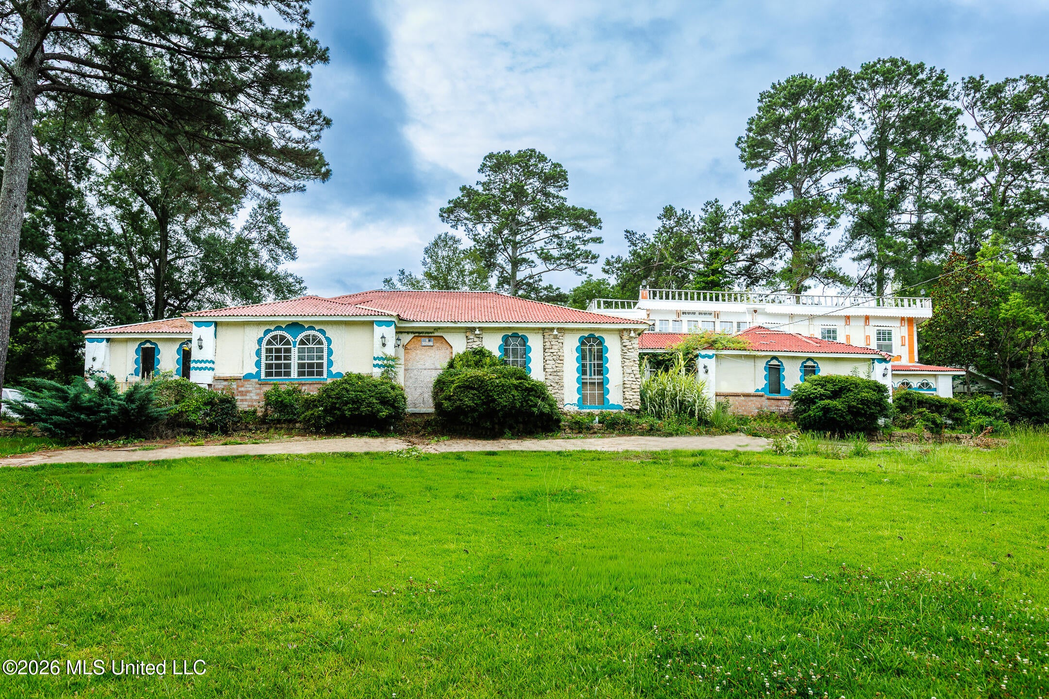 4582 Hanging Moss Road — photo