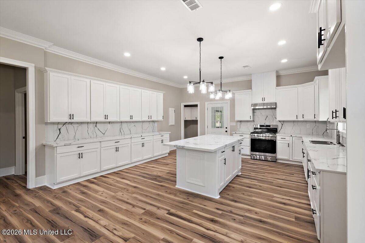 3594 N Liberty Street — photo