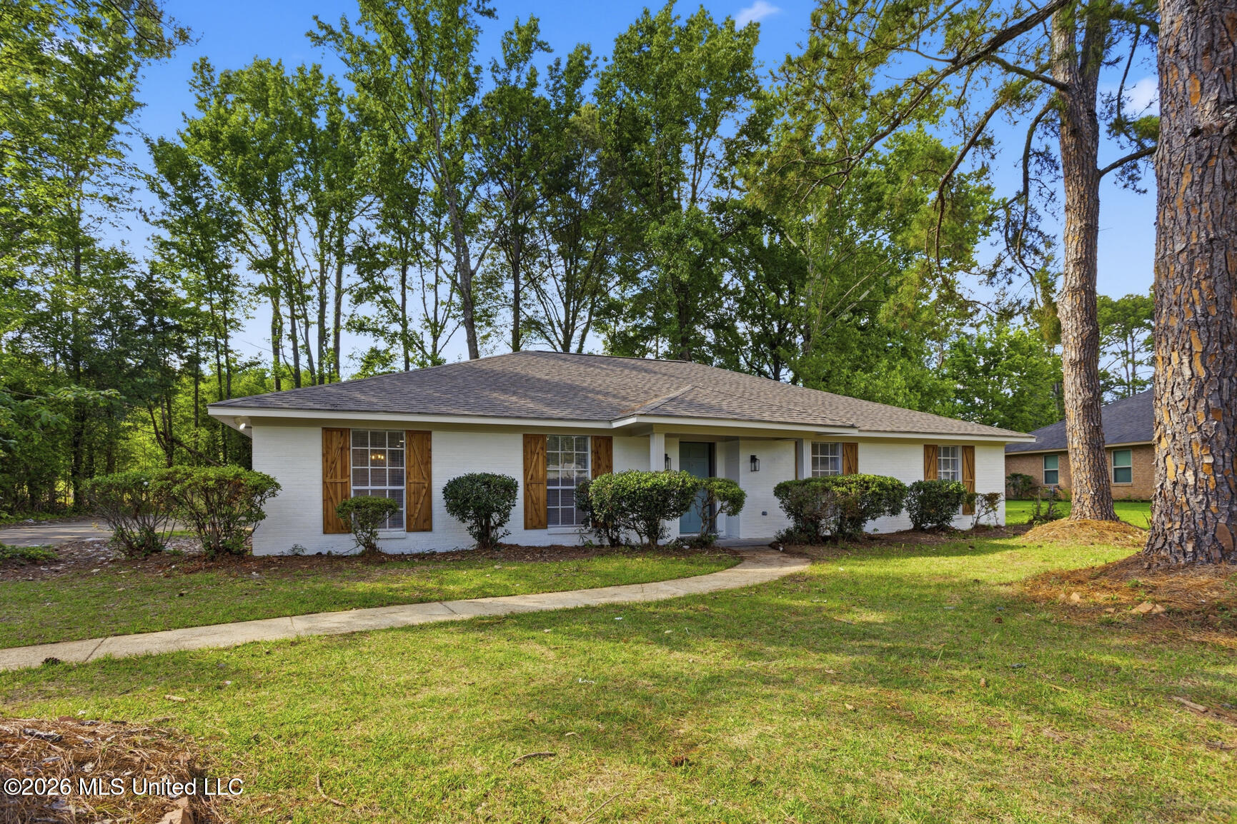 860 Rutherford Drive, Jackson, MS 39206 — photo 2