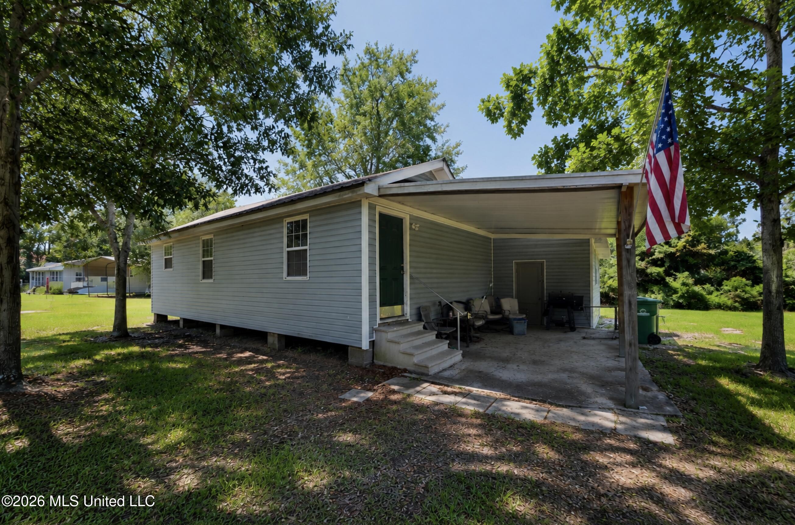 202 Pine Street — photo