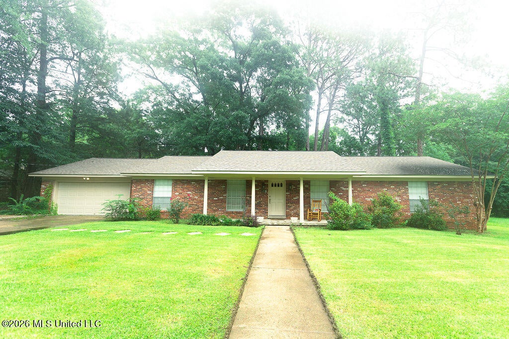 812 Velma Street — photo
