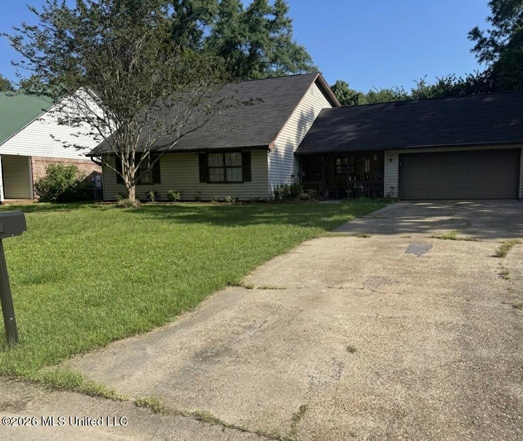 1416 E Village Parkway — photo