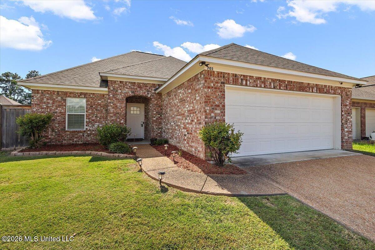 703 Hartwood Cove — photo