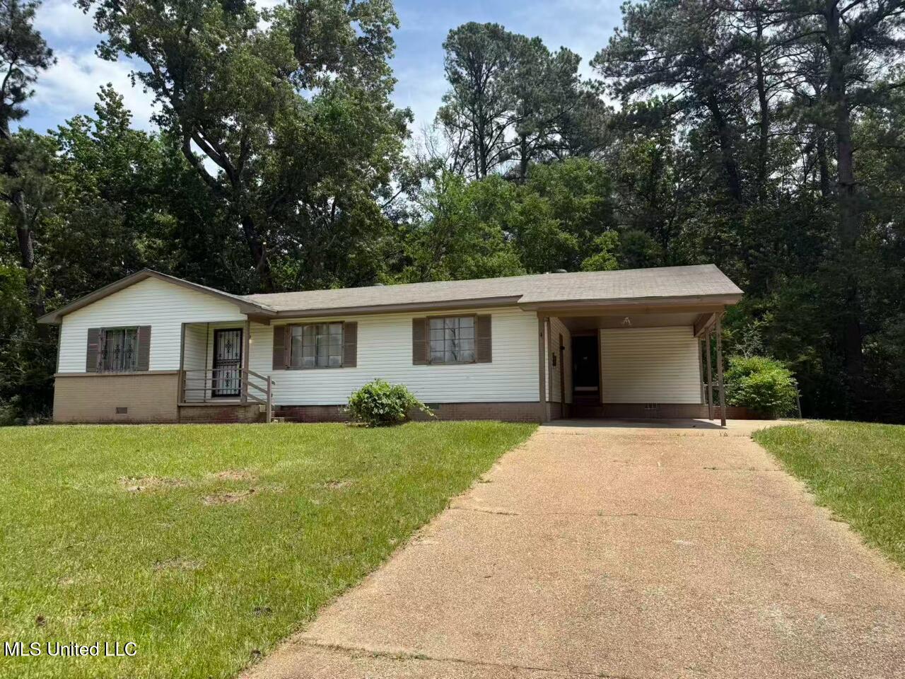 4420 Woodland Avenue — photo