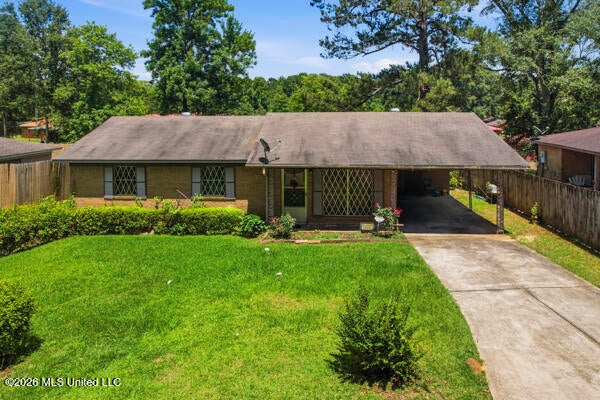 209 Holden Road — photo
