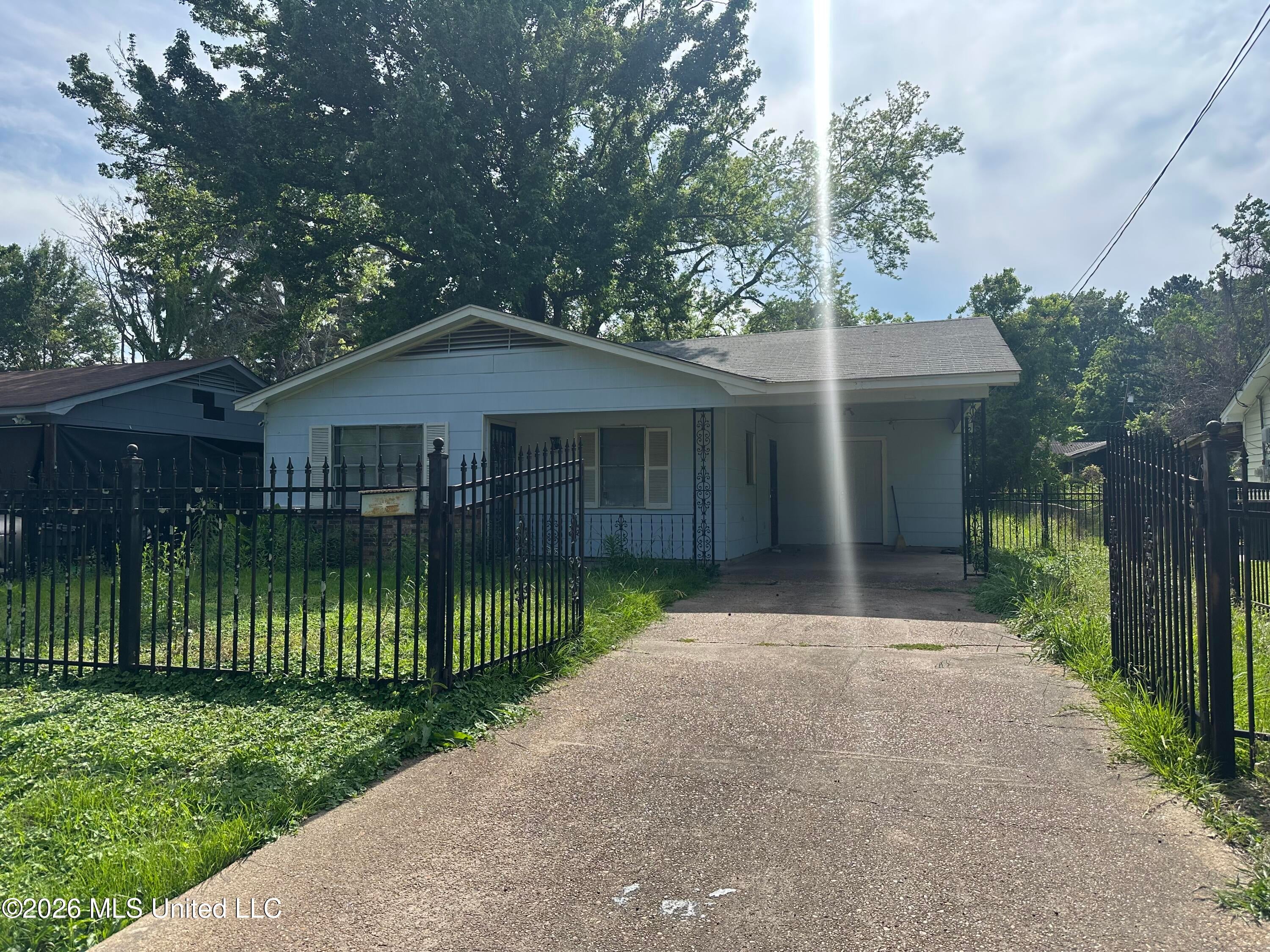 3655 Horton Street — photo