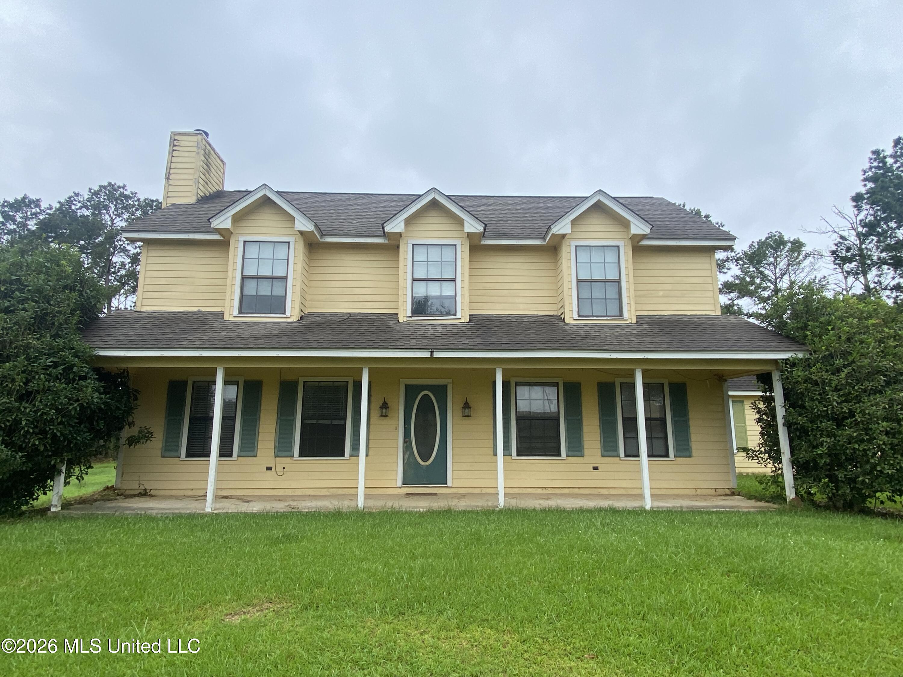 1021 Metcalfe Lane — photo