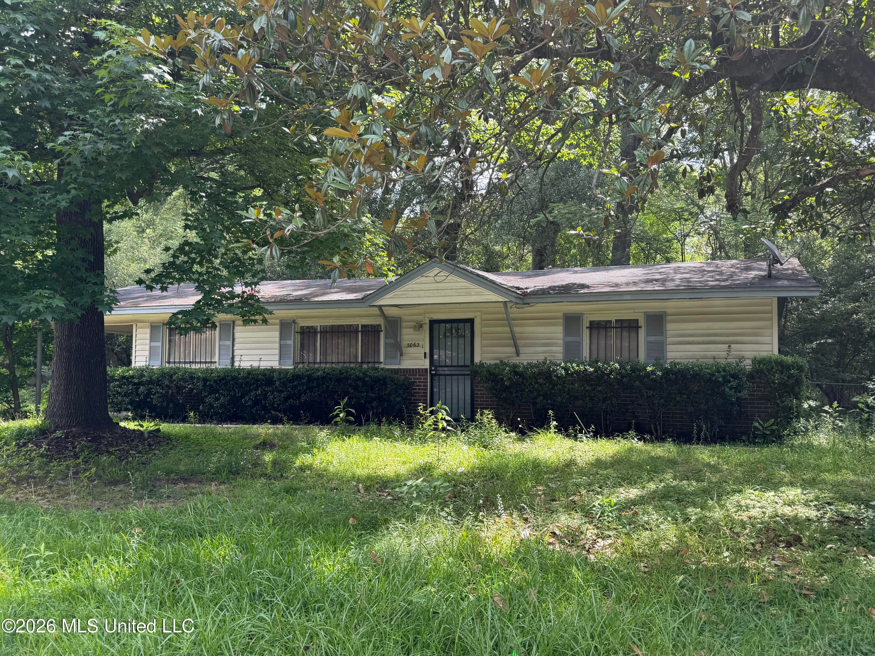 3062 Lakewood Drive — photo