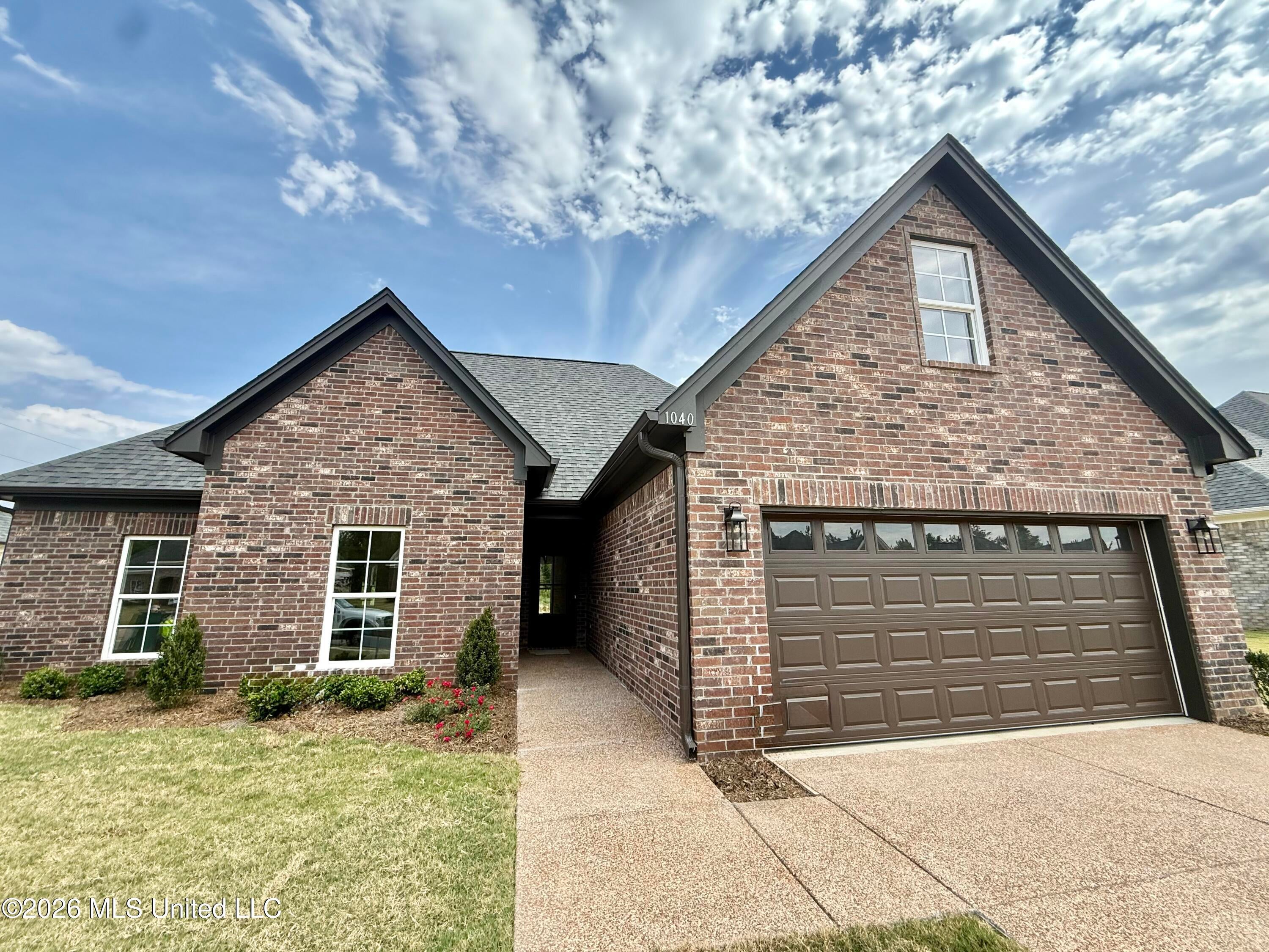 1040 Great Gln Drive — photo