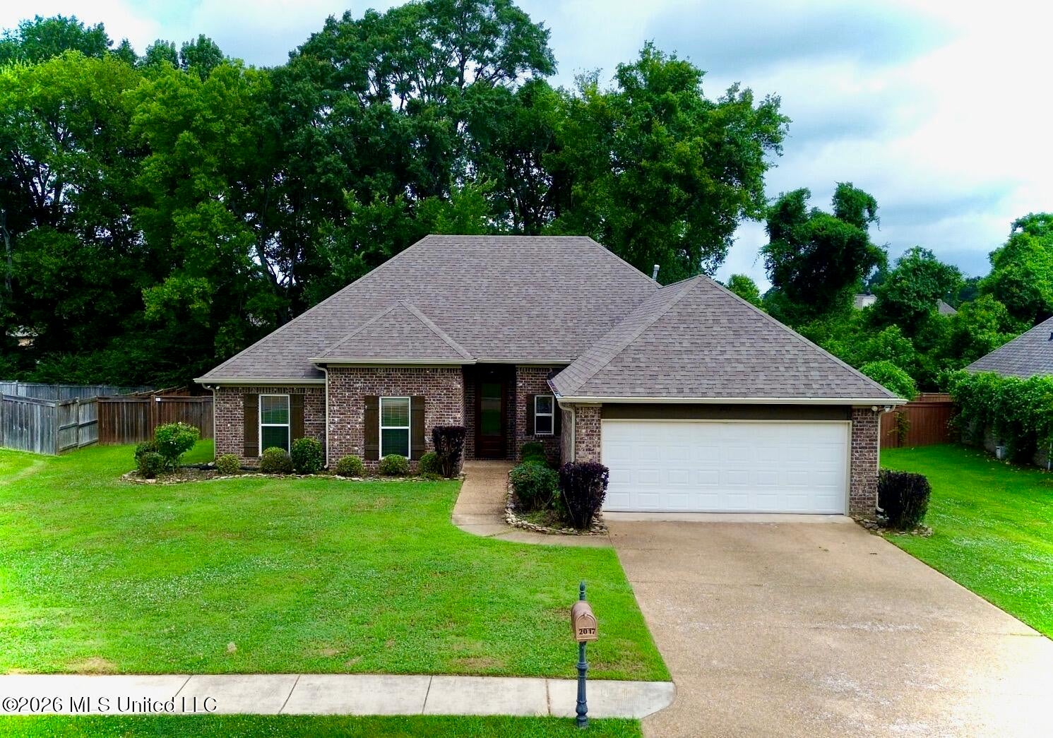 2017 E Ridge Circle — photo