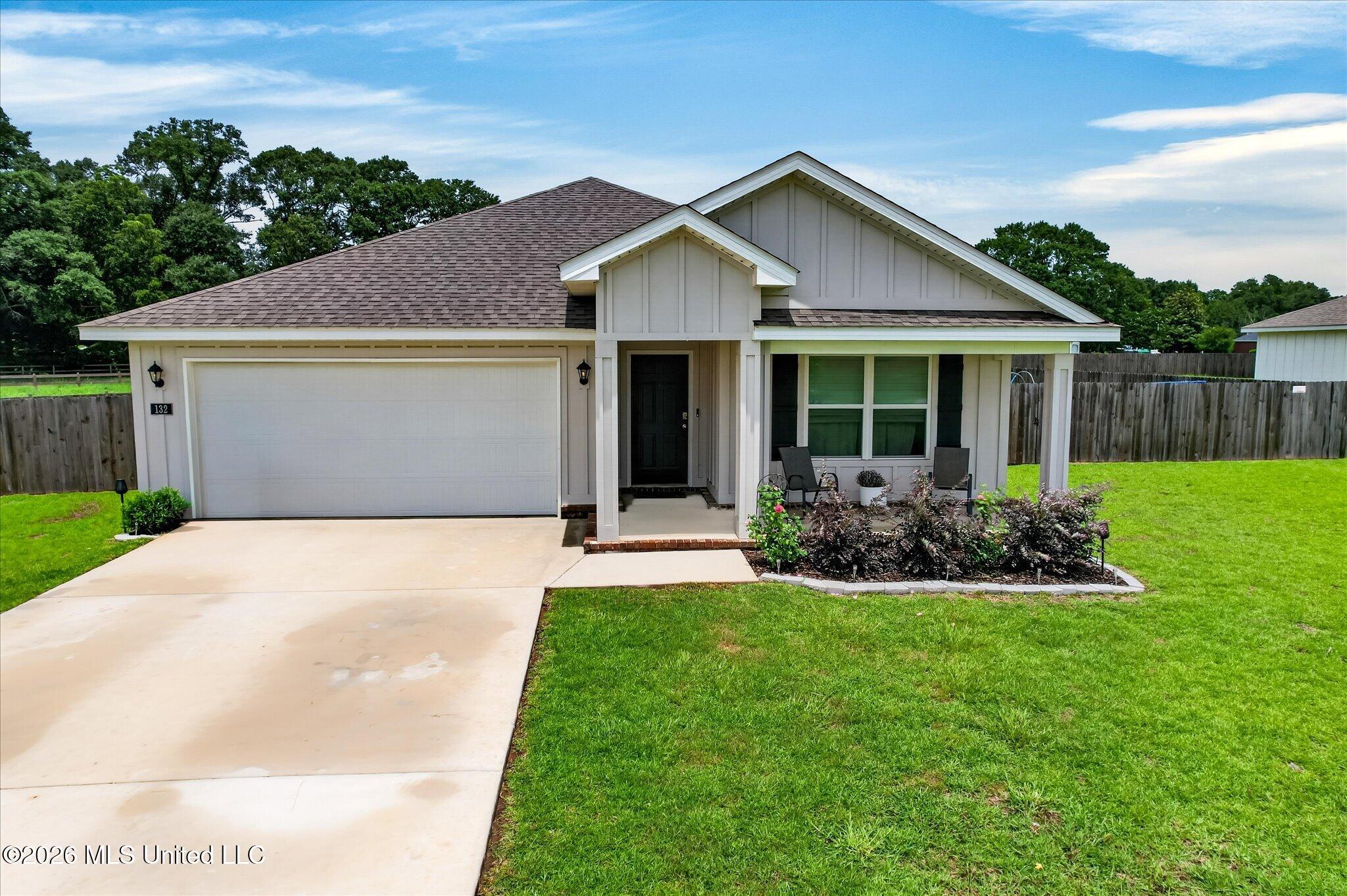 132 Magnolia Farms Drive — photo