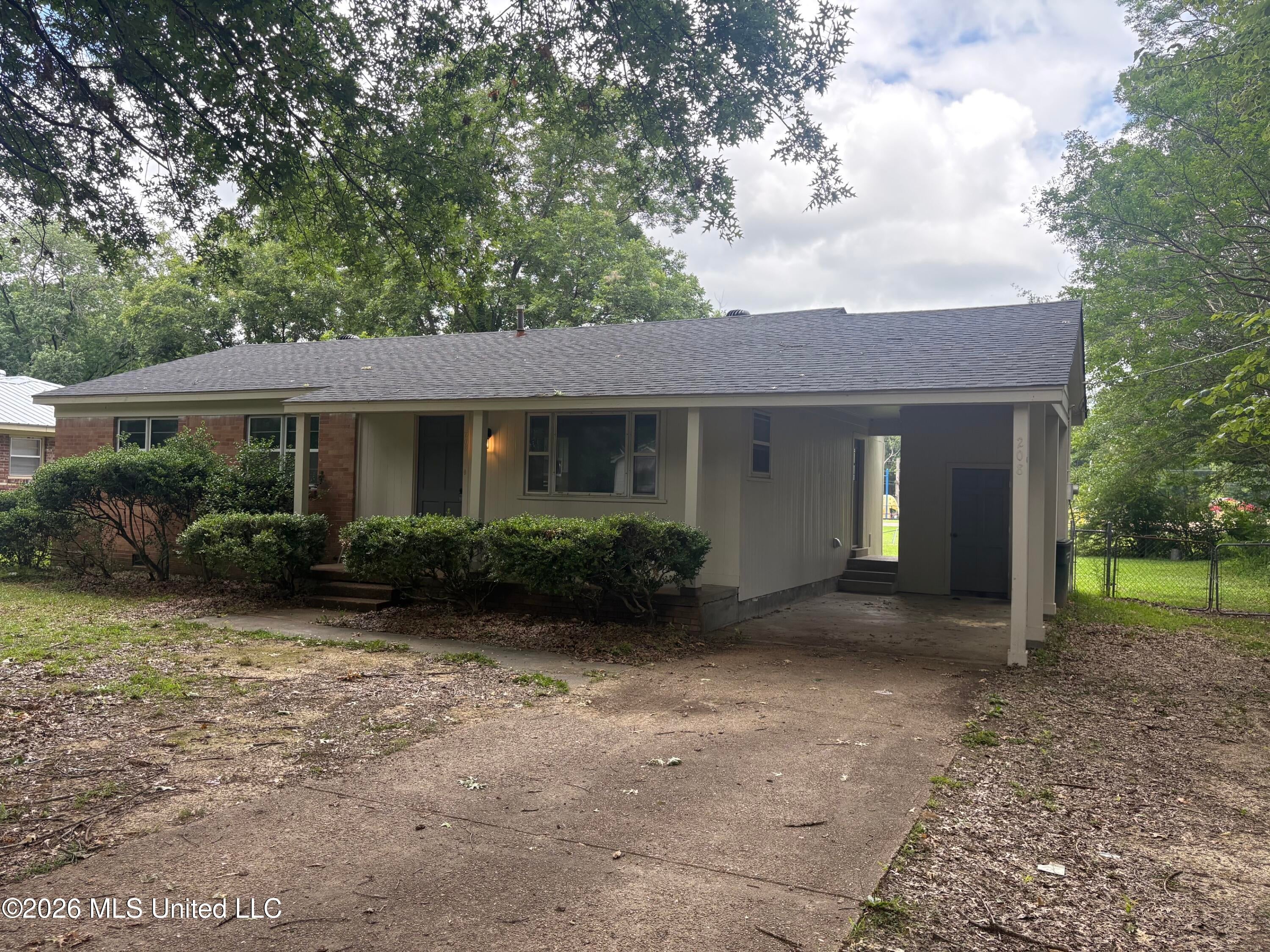 208 Camille Street — photo