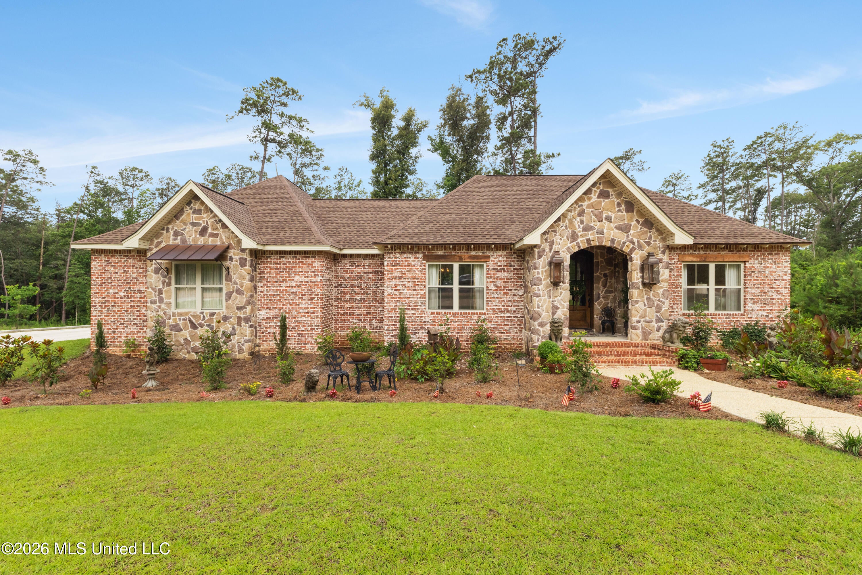 14 Spring Lake Drive — photo