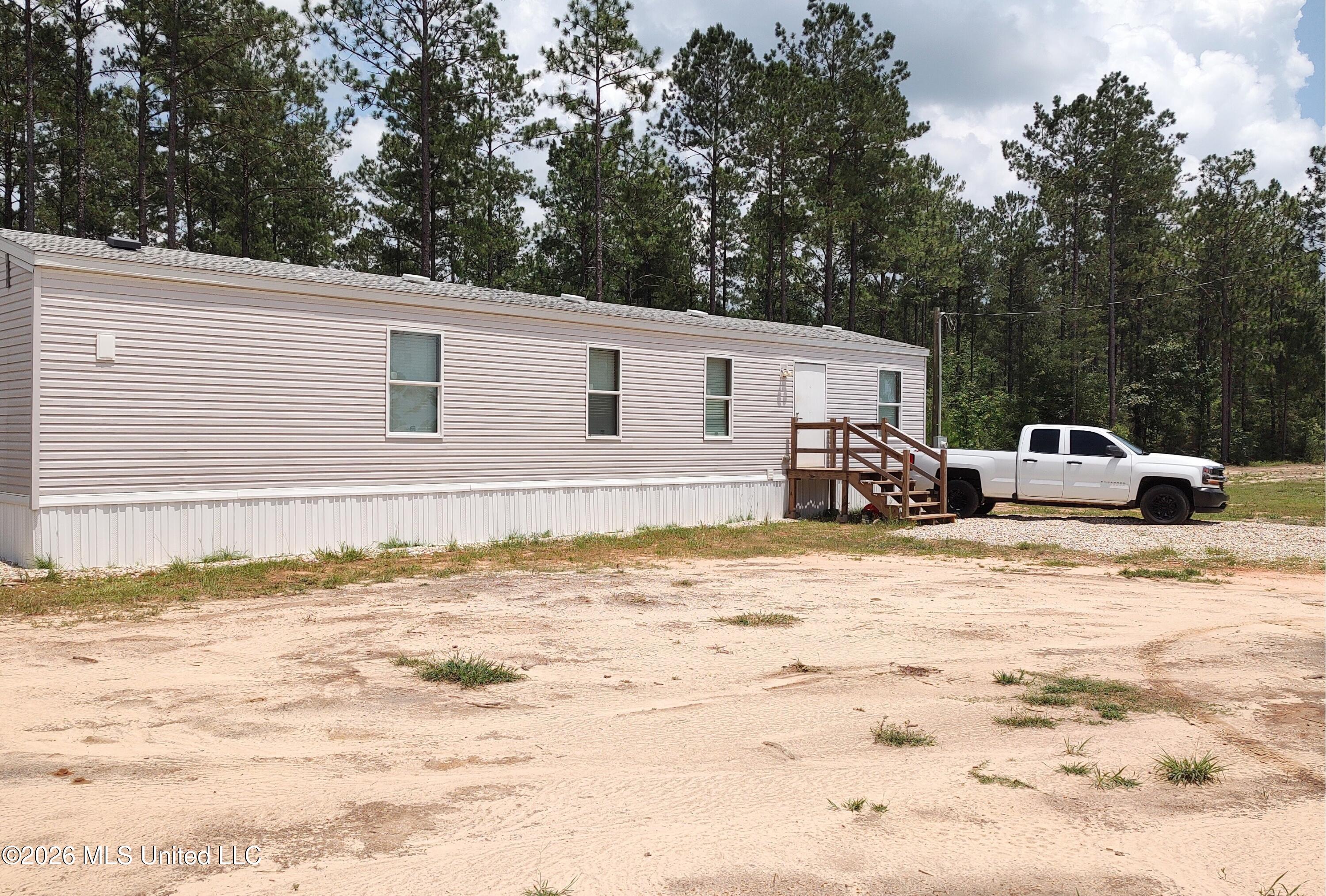 1090 Bilbo Road — photo