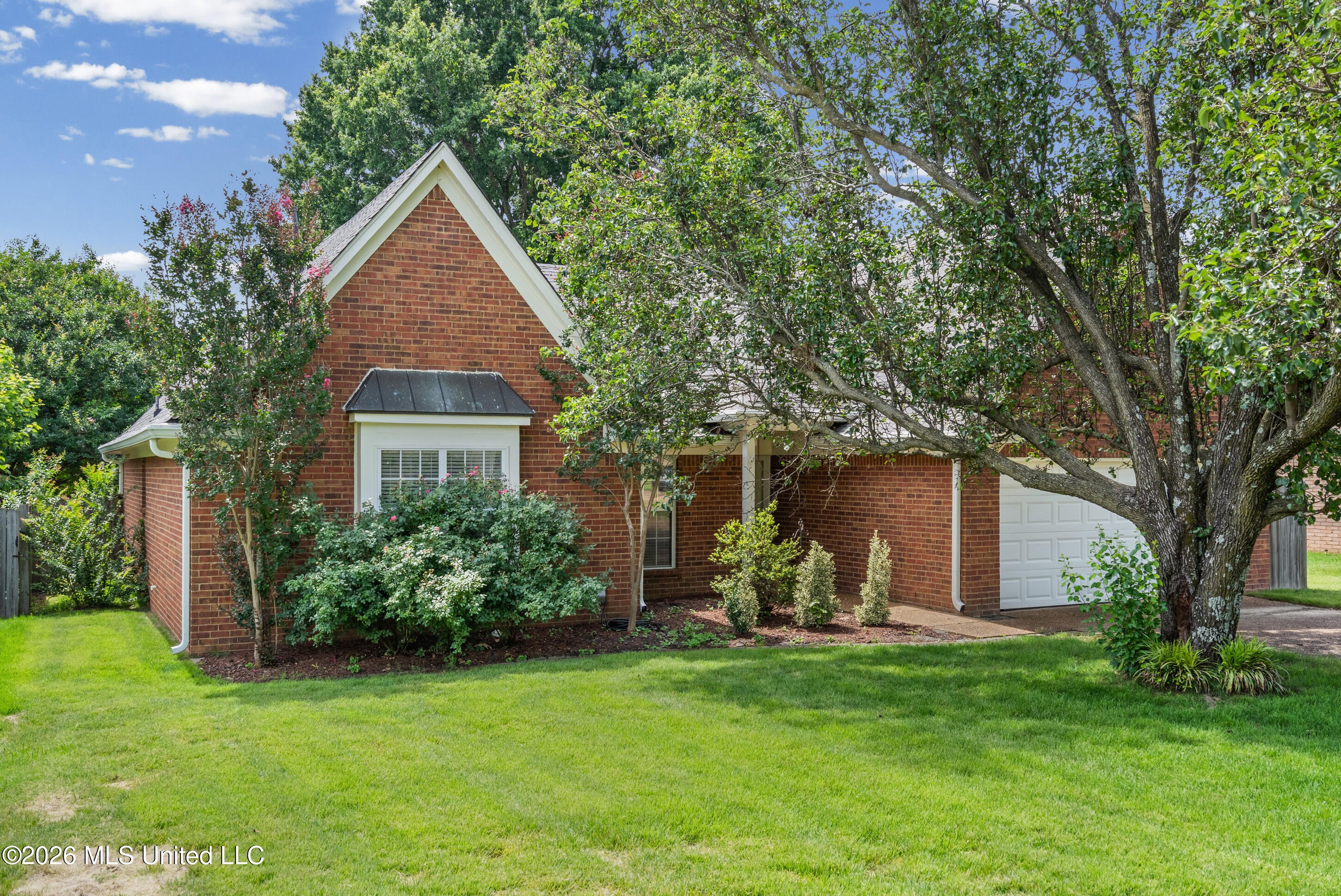 9321 Hickory Drive — photo